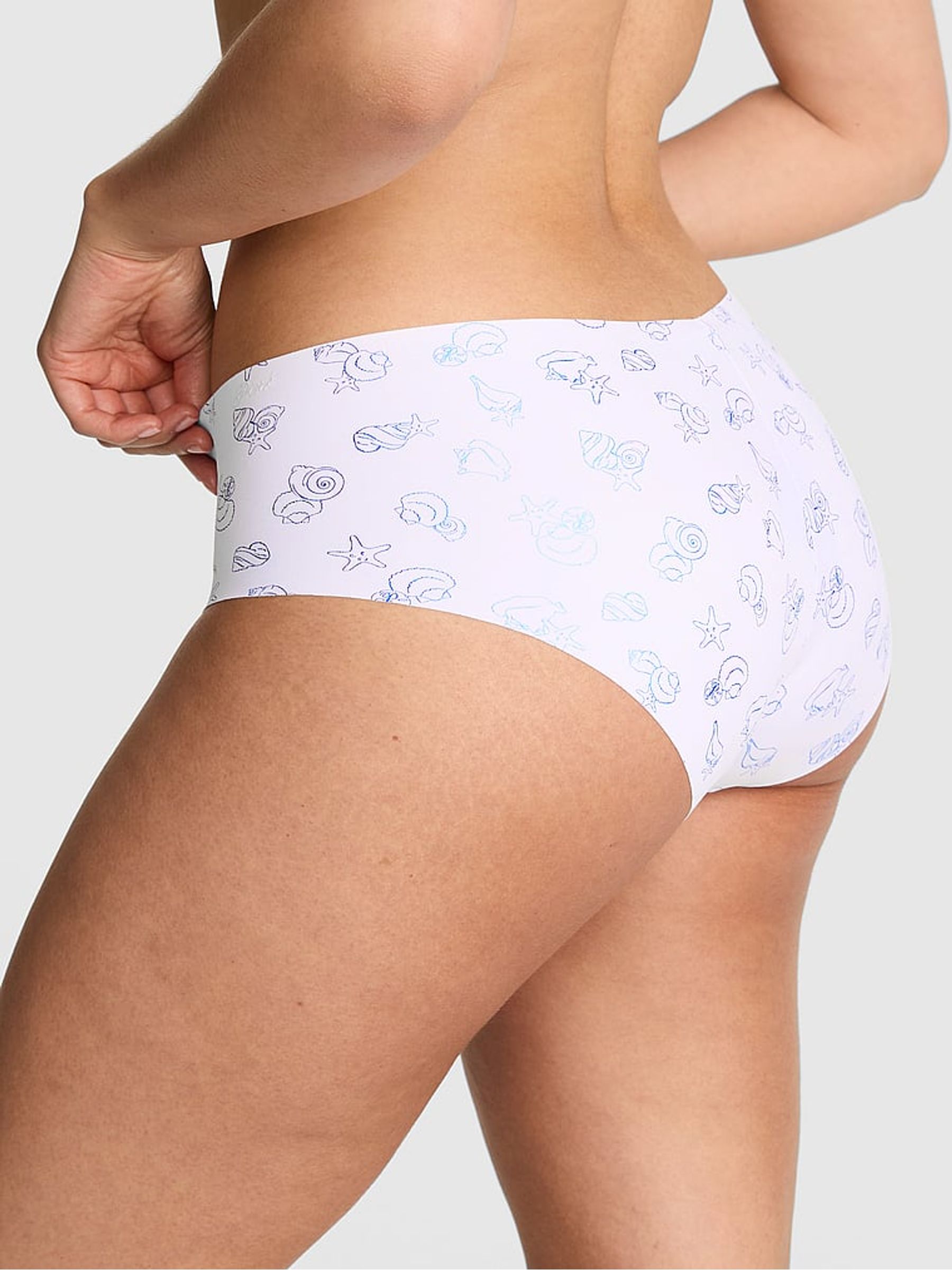 White Seashell Print Hipster No Show Knickers - Image 2 of 2 White Seashell Print Hipster No Show Knickers - Image 2 of 2