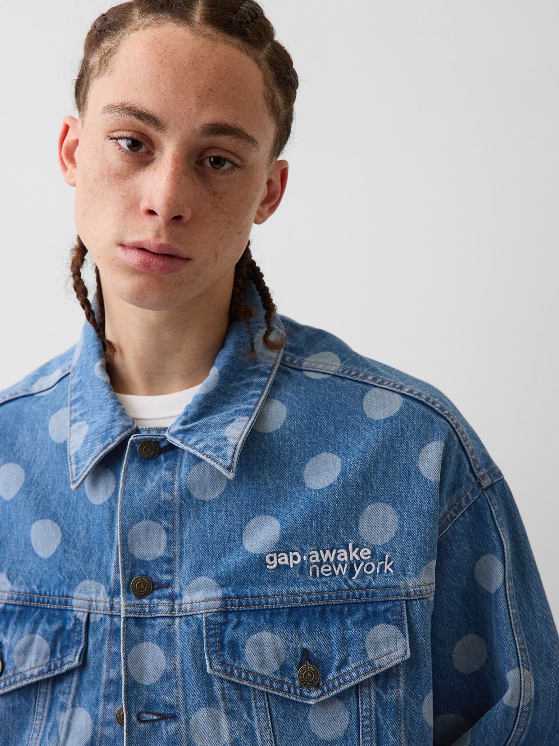 Gap x Awake NY Medium Wash Oversized Polka Dot Icon Denim Jacket - Image 4 of 6
