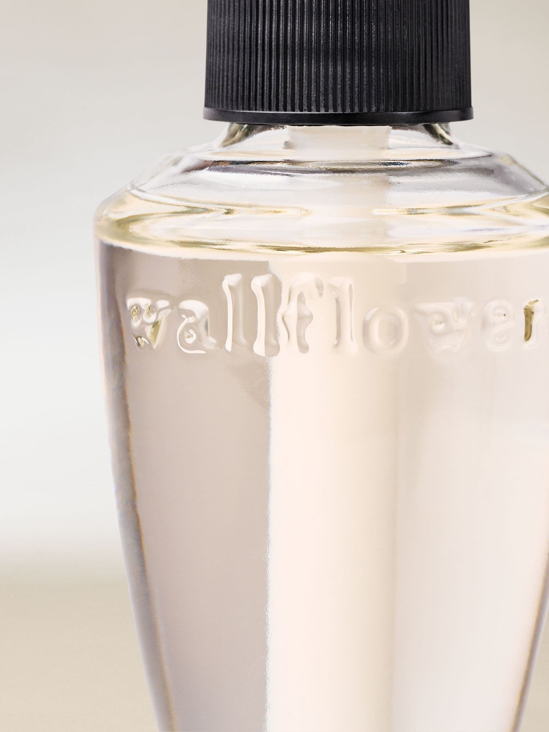 Nanas Clothesline Wallflowers Fragrance Refill 24 ml - Image 2 of 2