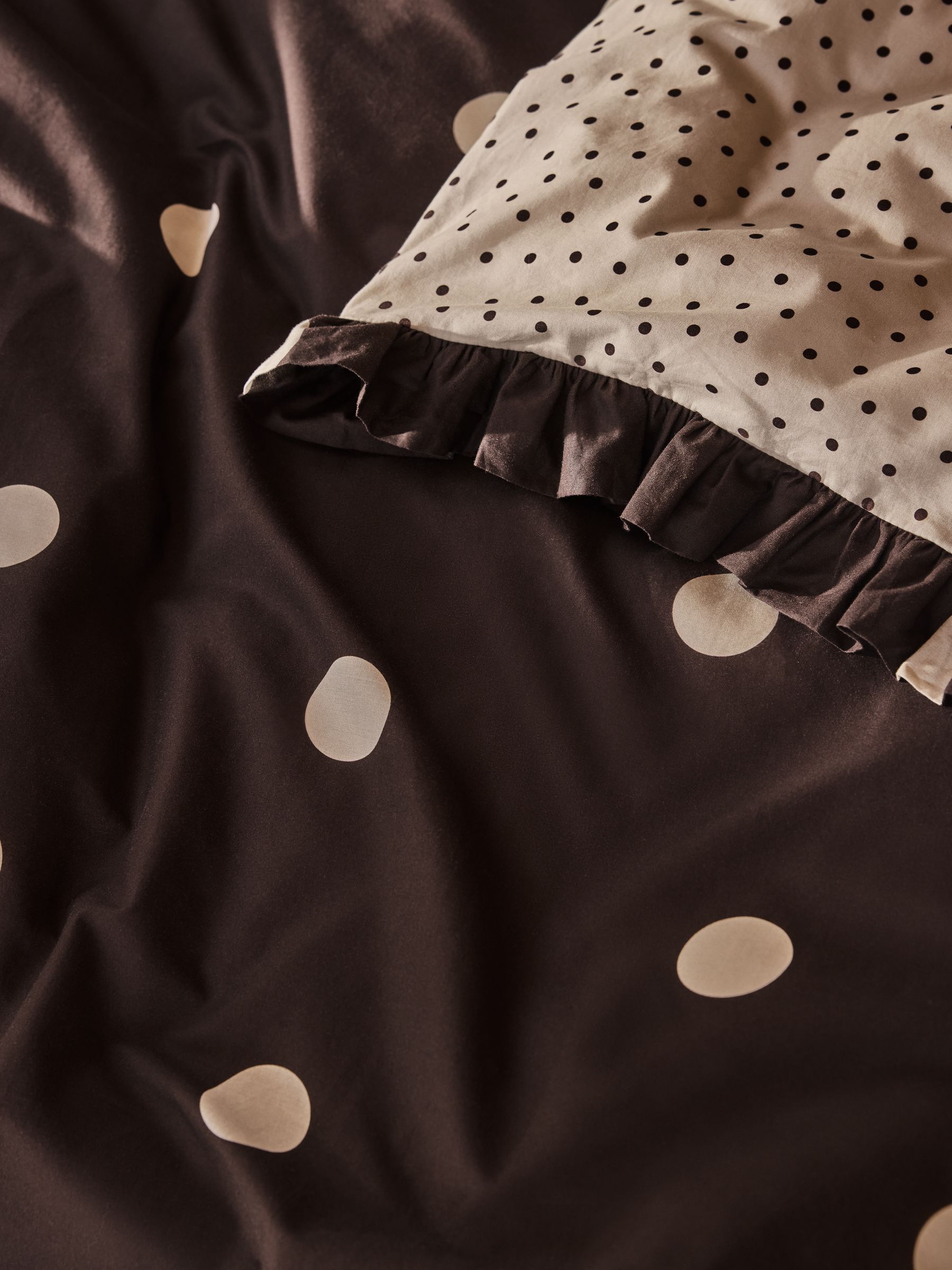 Poodle & Blonde Chocolate Brown Polka Dot Frill 100% Cotton Bedset - Image 5 of 6
