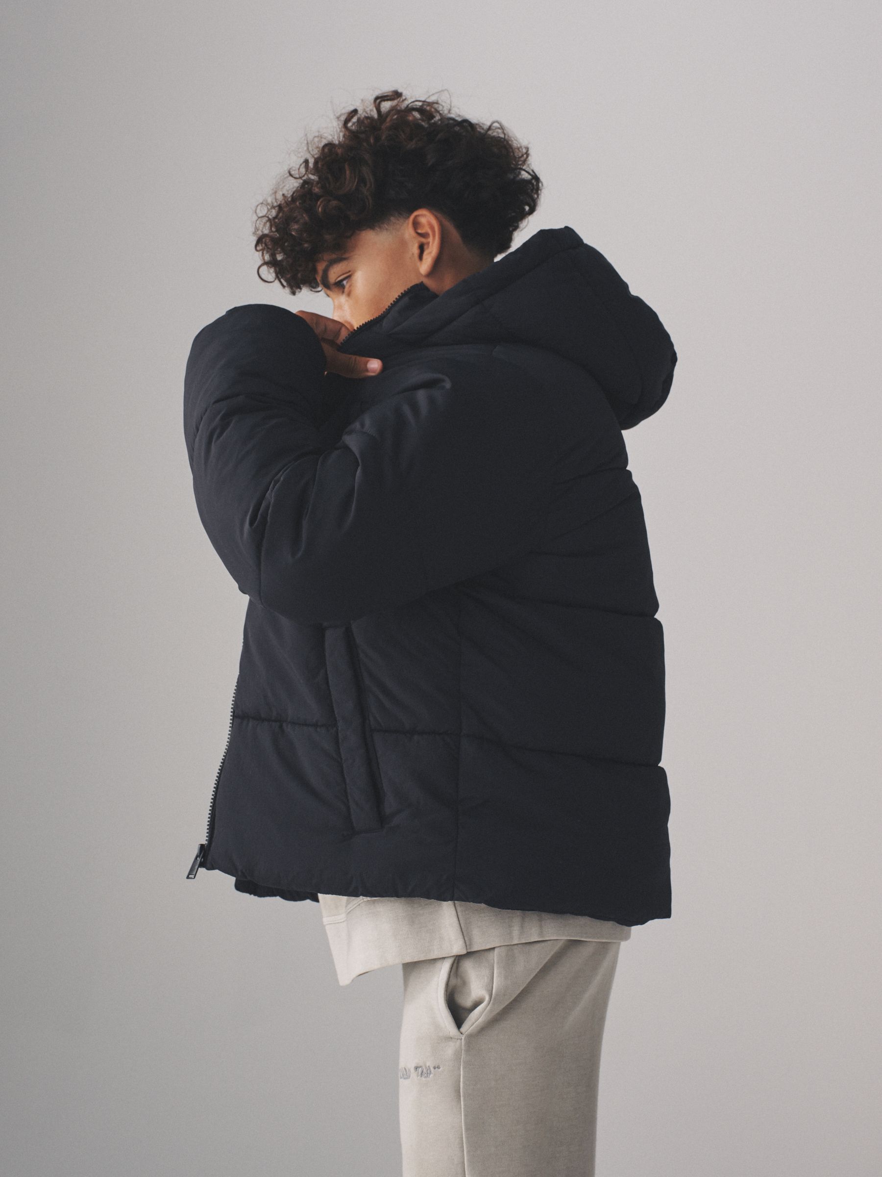 2 Pack Short Hooded Puffer Coats - Image 5 of 14
