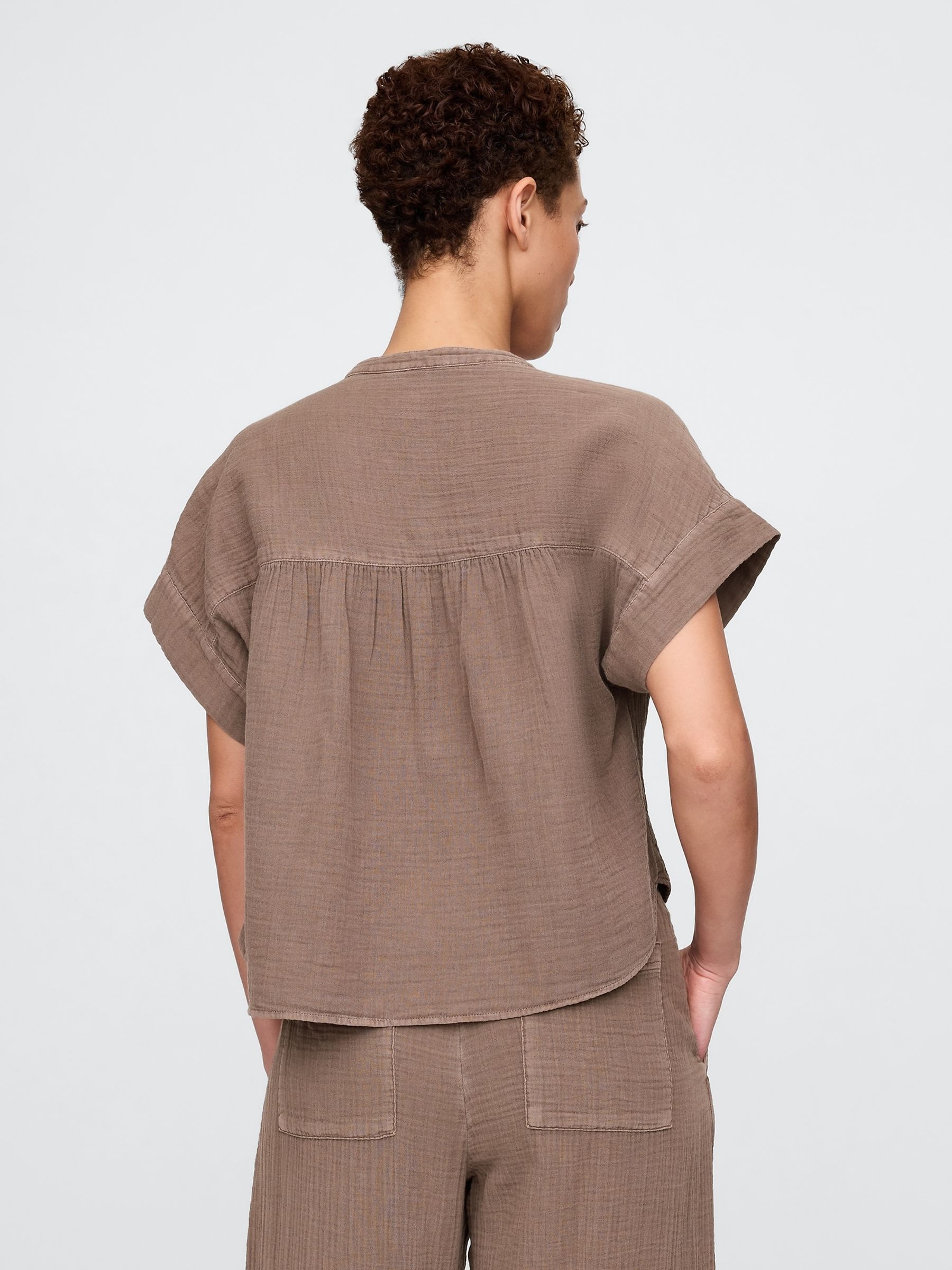 Brown Crinkle Gauze Dolman Short Sleeve Shirt - Image 2 of 4