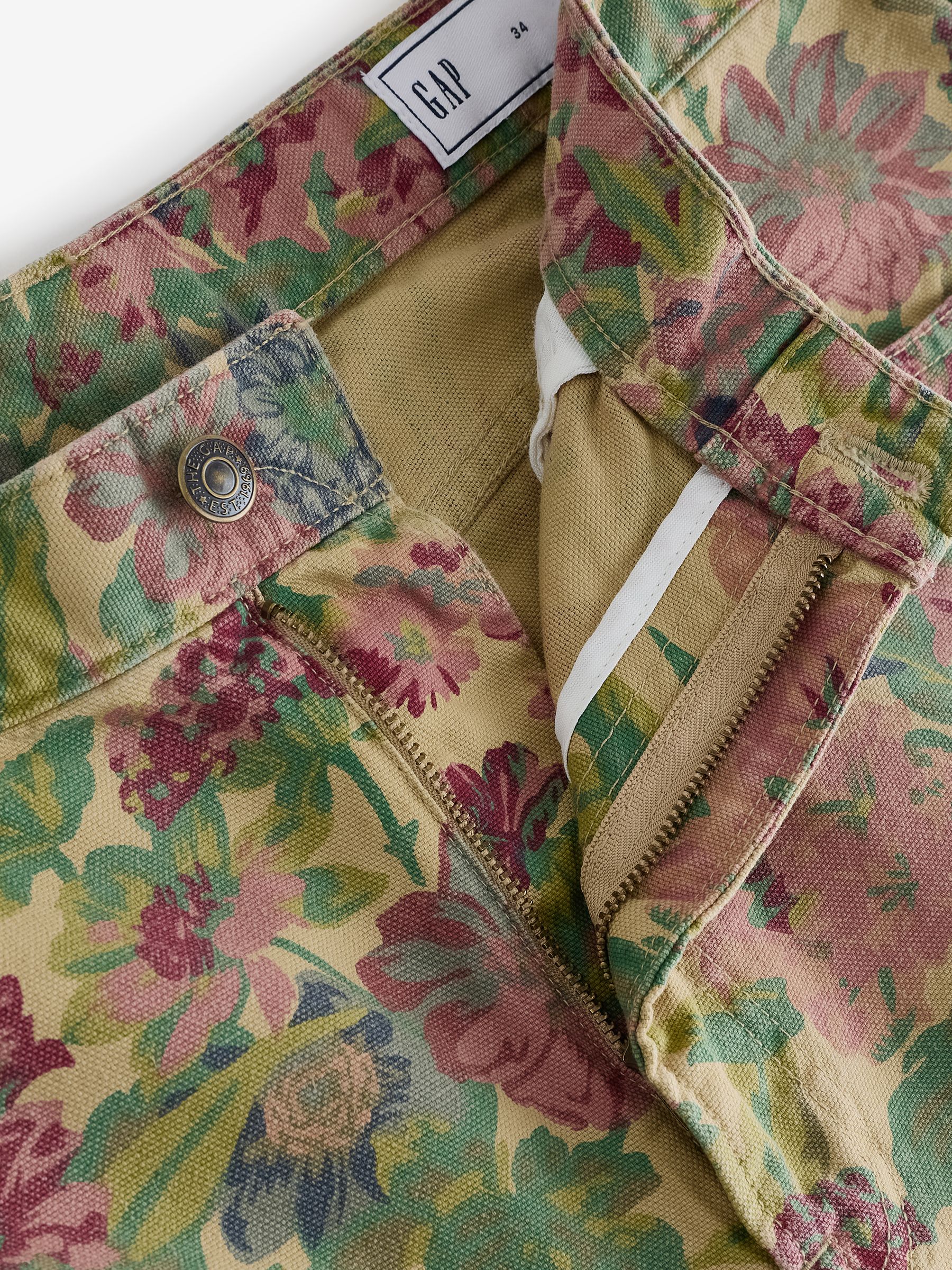 Green Floral Canvas Shorts - Image 7 of 9
