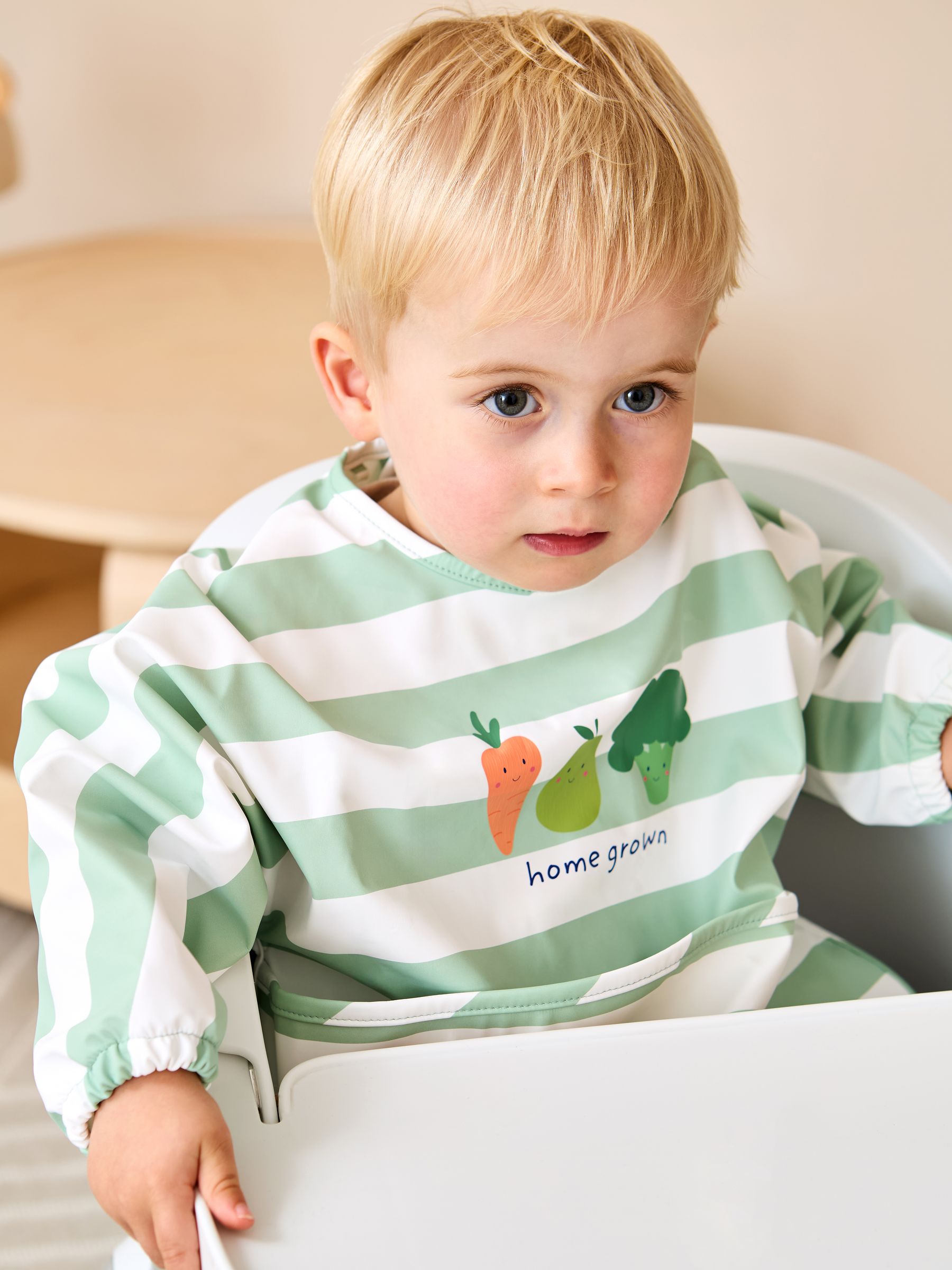 Green Sleeved Bib - Image 2 of 5