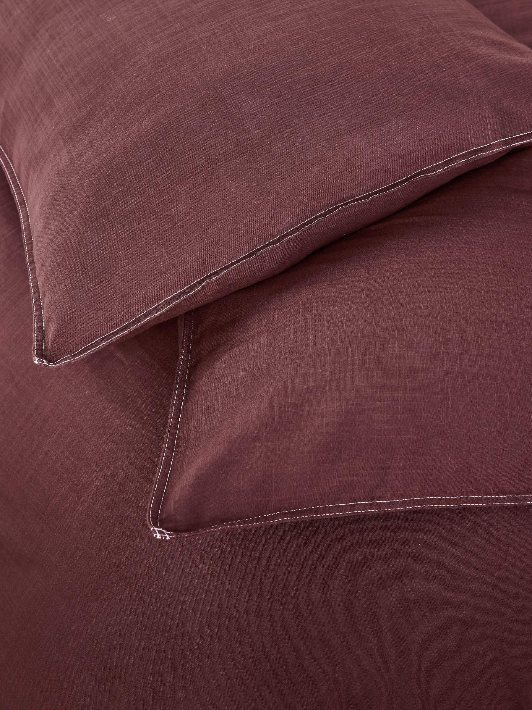 Textured Duvet Cover and Pillowcase Set in Chocolate Brown - Image 2 of 6