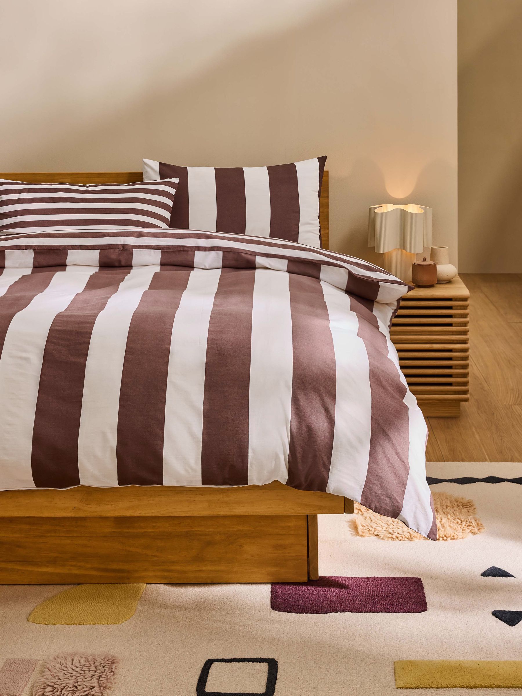 Donni Wide Stripe 100% Cotton Duvet Cover and Pillowcase Set in Chocolate Brown - Image 2 of 5