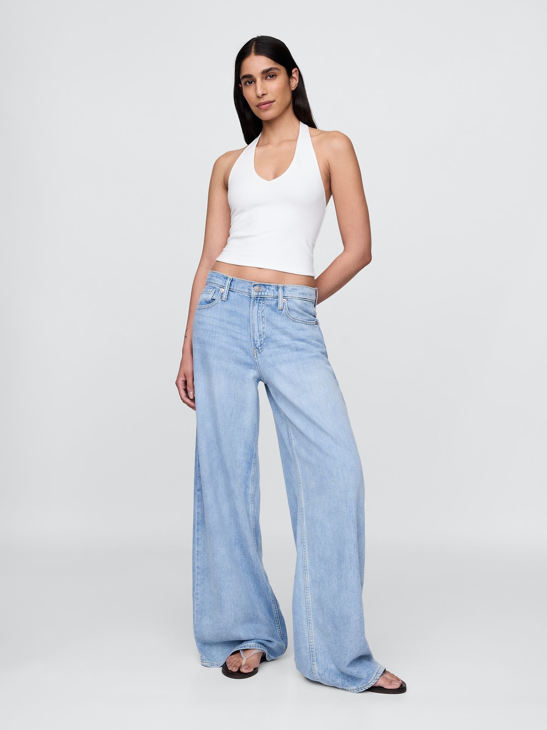 White CloseKnit Cropped Halter Neck Top - Image 3 of 4
