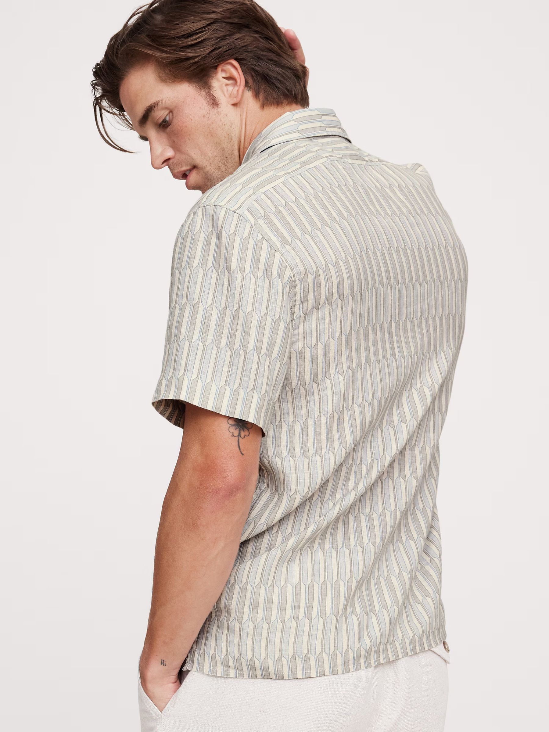 Banana Republic Beige 100% Linen Regular Fit Resort Shirt - Image 2 of 4