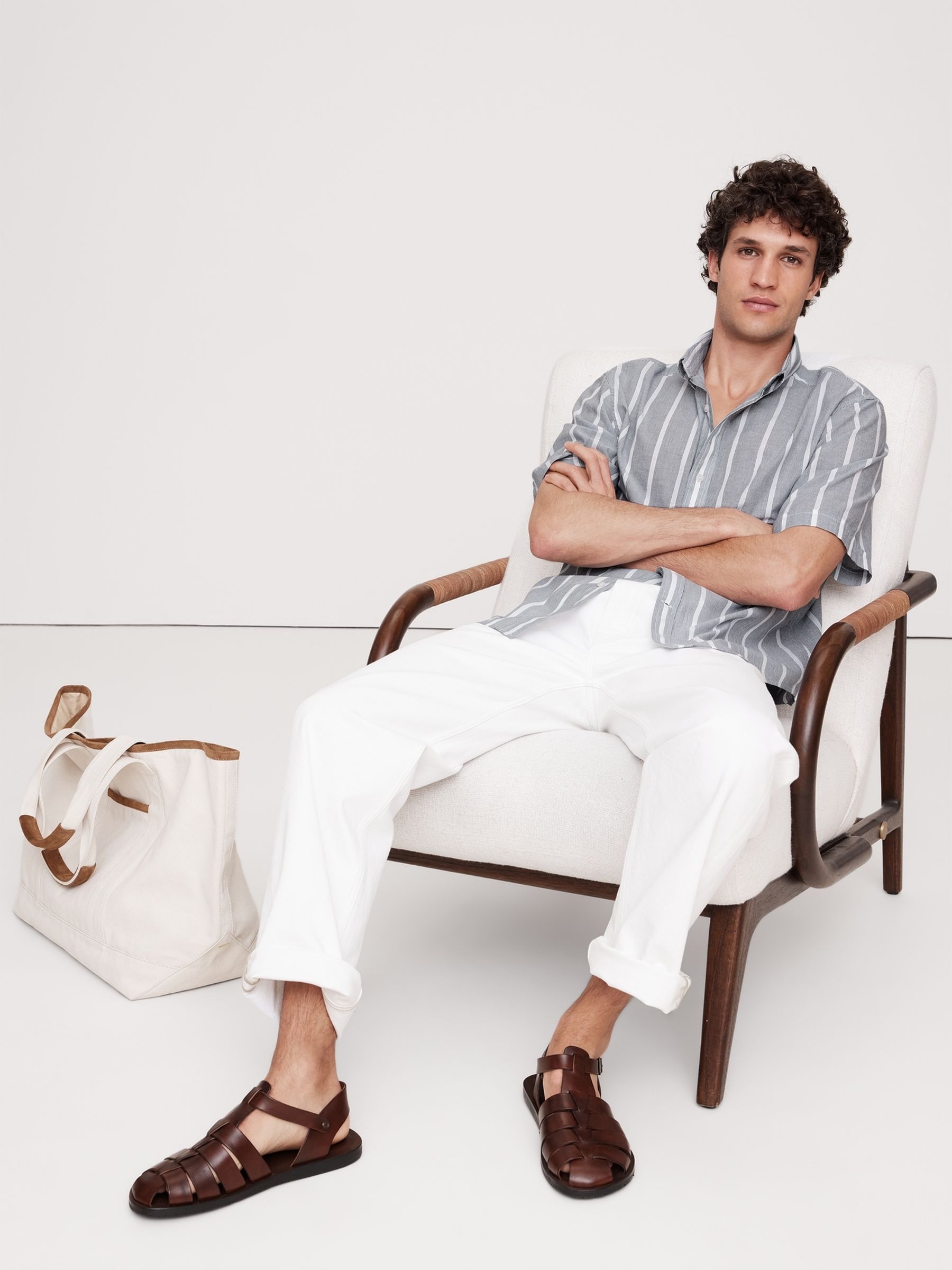 Banana Republic Grey Relaxed-Fit Summerweight Cotton Short-Sleeve Shirt - Image 3 of 4