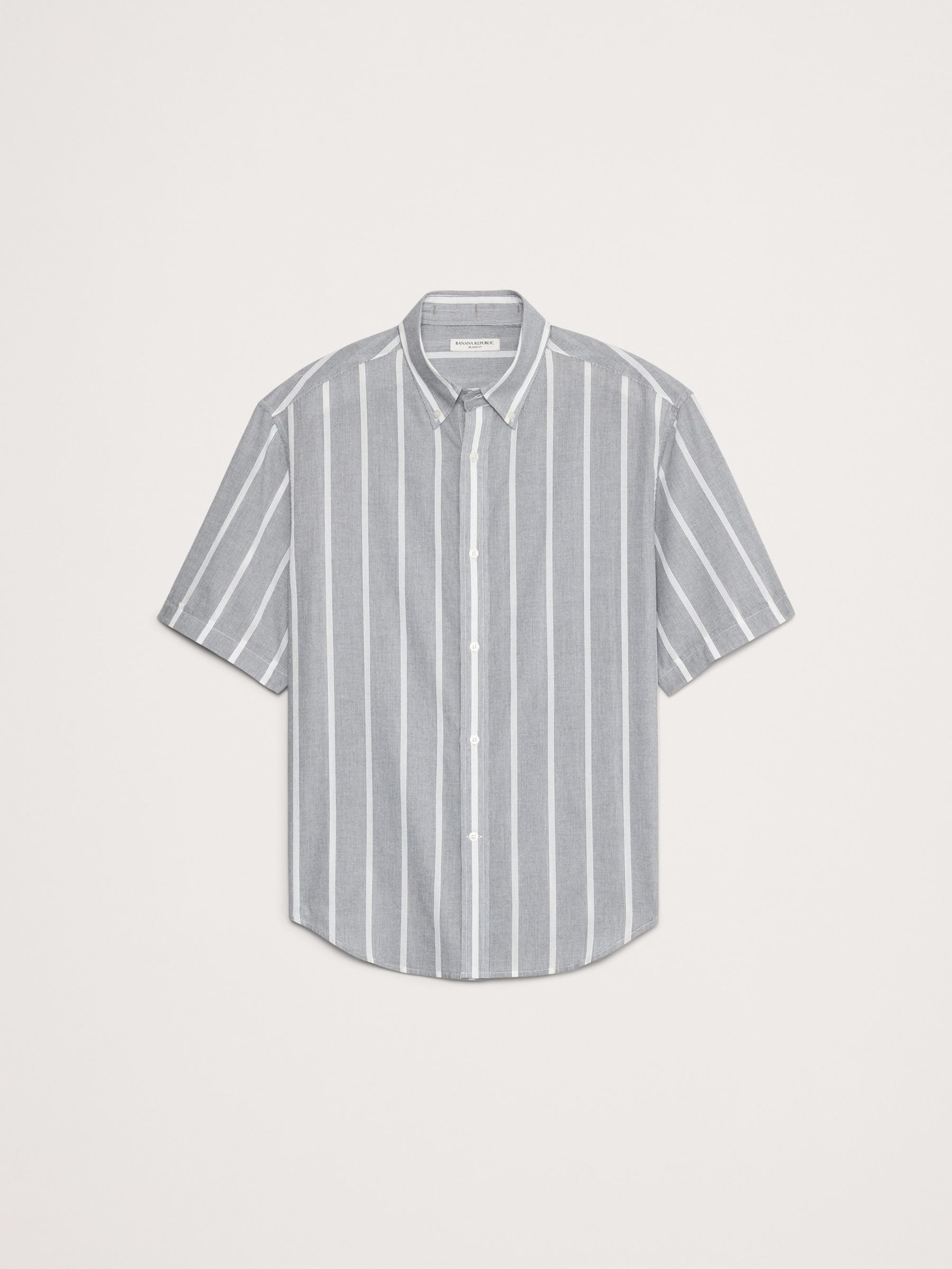 Banana Republic Grey Relaxed-Fit Summerweight Cotton Short-Sleeve Shirt - Image 4 of 4