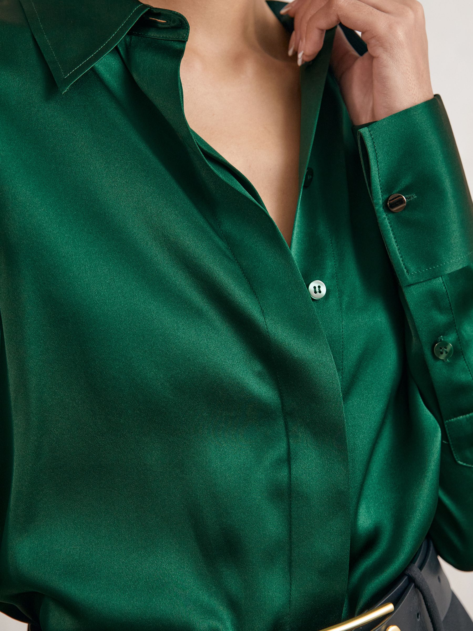 Silk-Satin Concealed-Placket Shirt in Green - Image 4 of 6