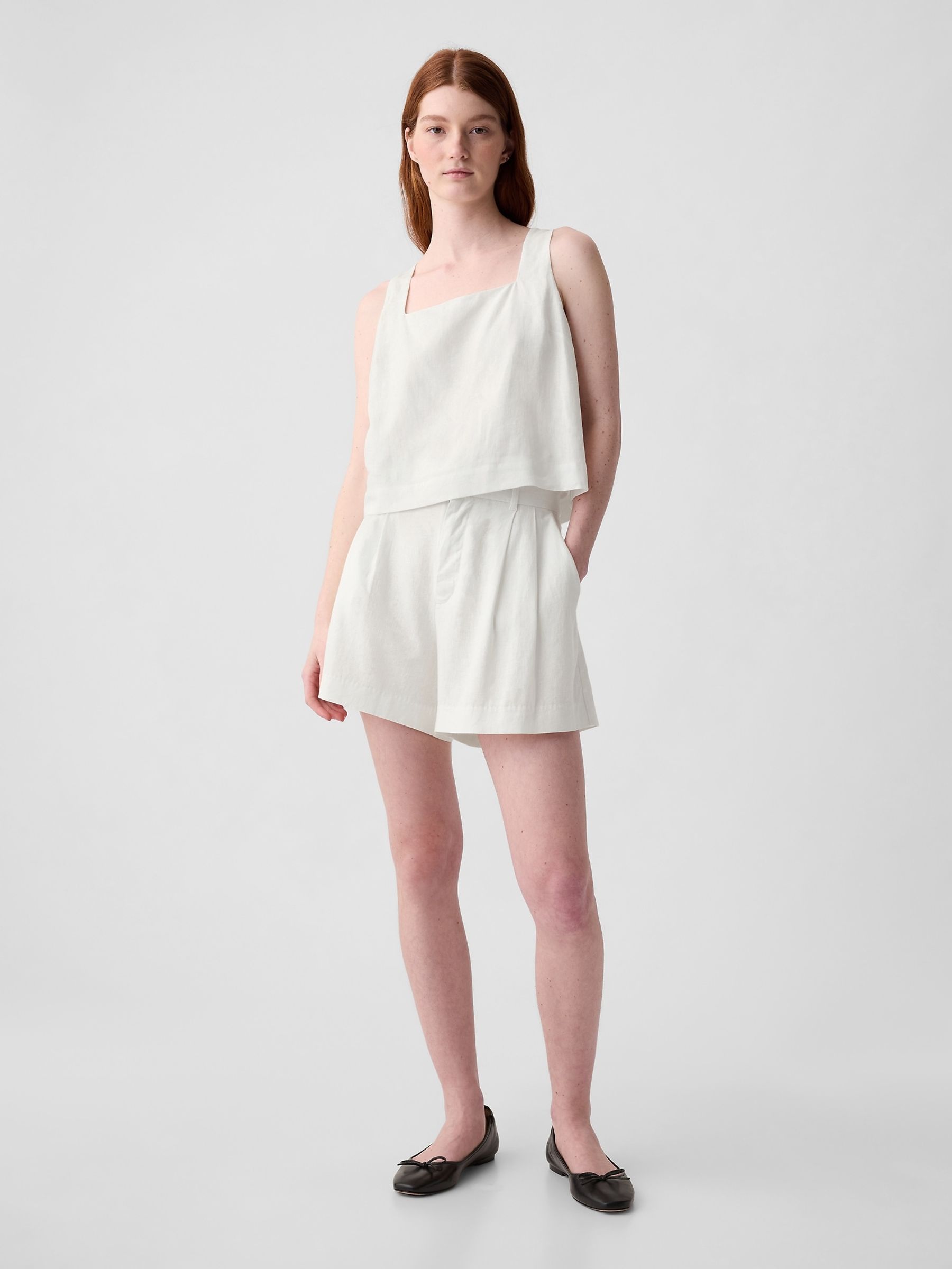 White Linen Blend Button Back Cropped Vest Top - Image 3 of 4