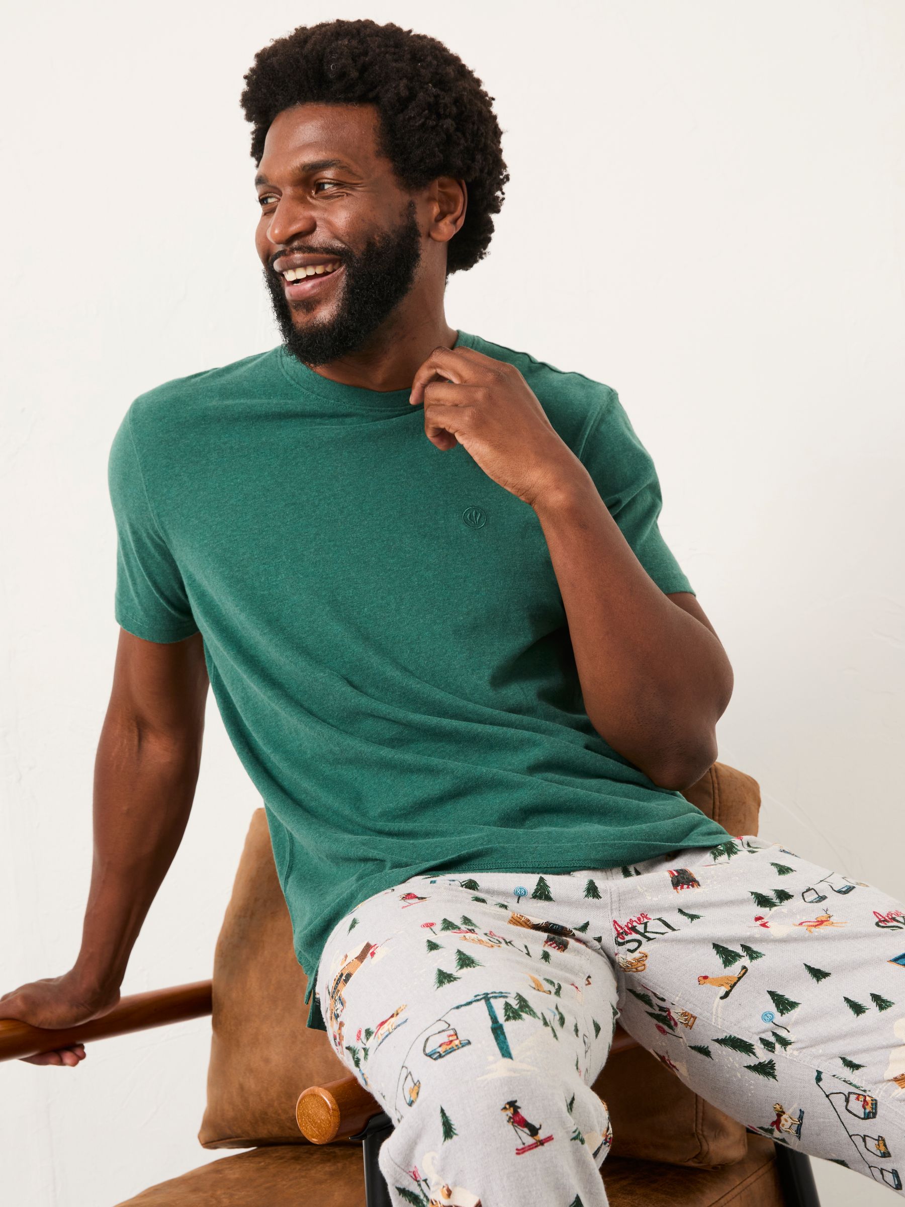 Lulworth Mid Green Short Sleeve T-Shirt - Image 4 of 5