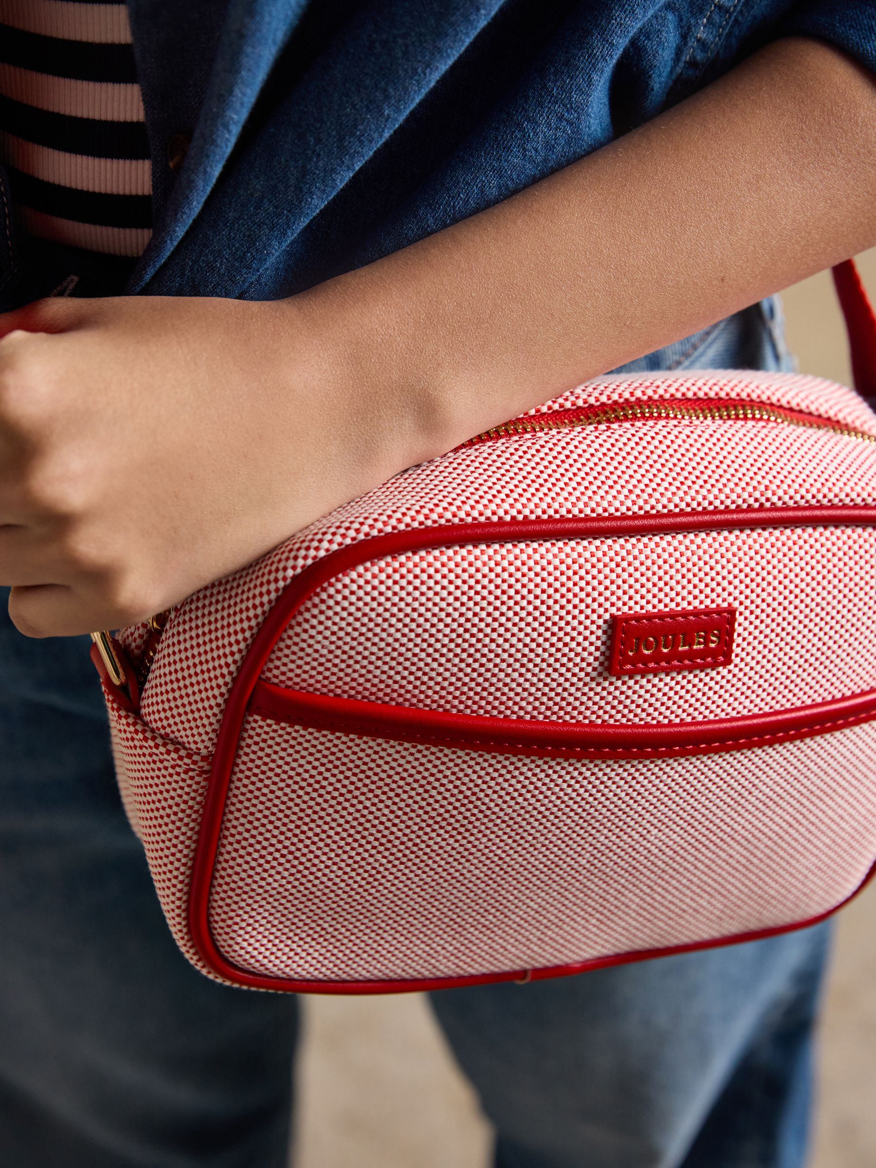 Blair Red Canvas Cross Body Bag - Image 4 of 8