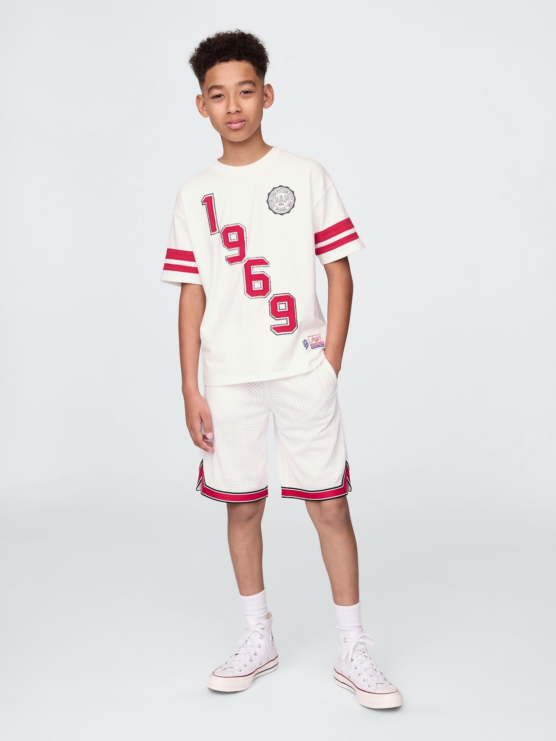 White 8.5" Mesh Pull On Shorts (4-13yrs) - Image 3 of 5
