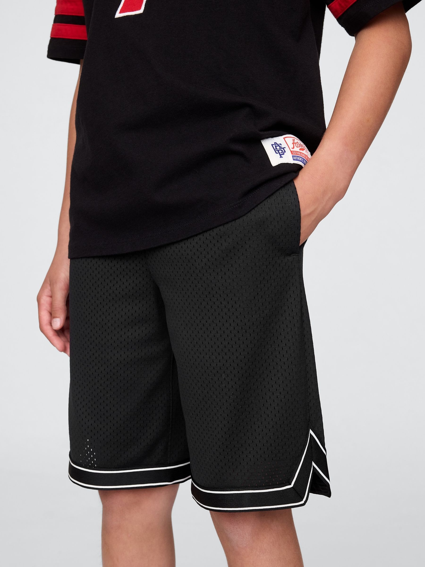 Black 8.5" Mesh Pull On Shorts (4-13yrs) - Image 4 of 5