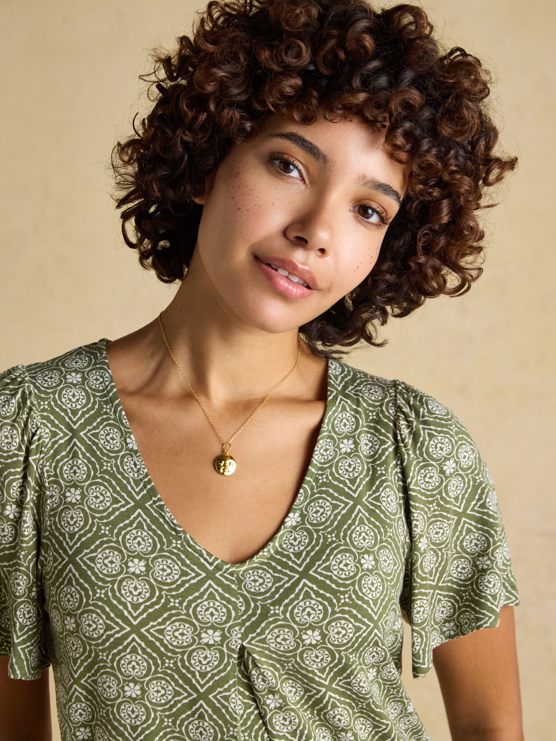 Nia Green Pleat Front Short Sleeve Jersey Top - Image 5 of 7