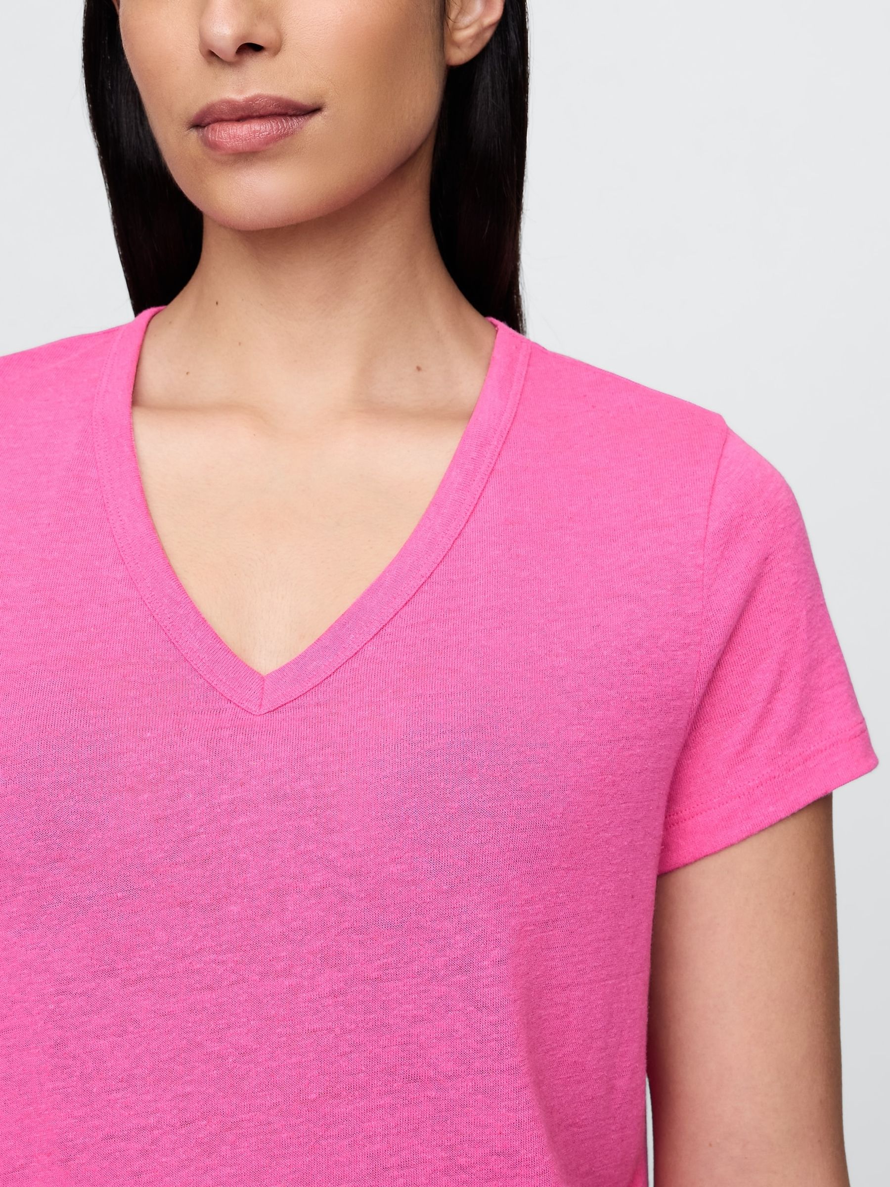 Pink Linen-Blend Cropped V Neck T-Shirt - Image 4 of 5