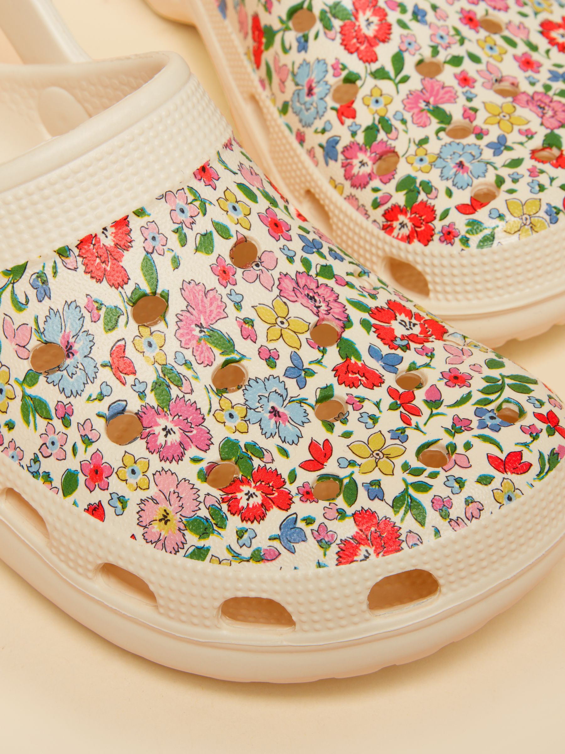 Kids' Poole White Ditsy EVA Clogs - Image 7 of 7