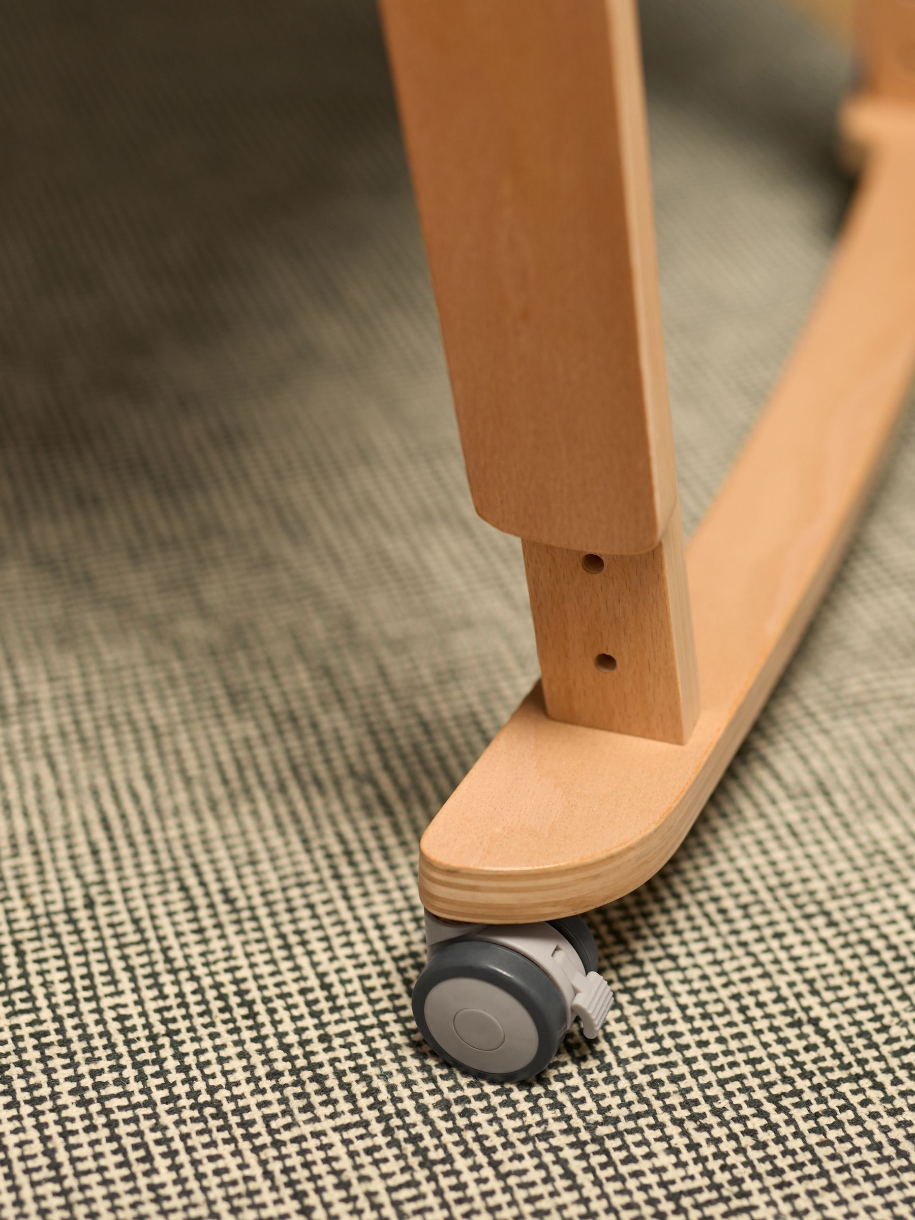 Snuz Stockholm SnuzPod Studio Bedside Crib - Image 7 of 8