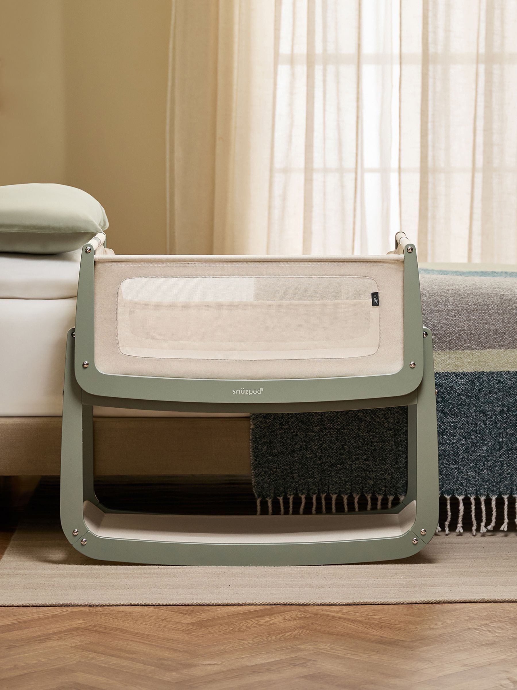 Snuz Sage SnuzPod 5 Bedside Crib - Image 1 of 8