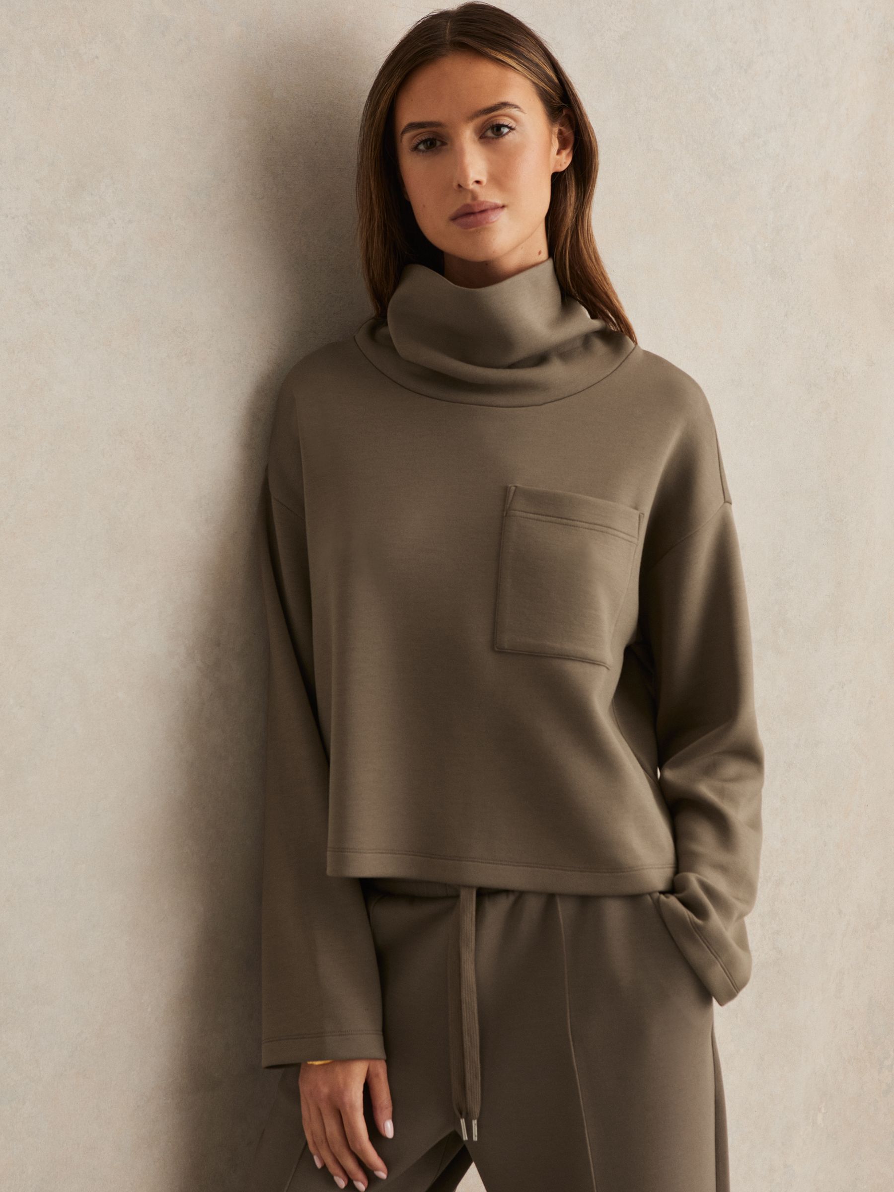 Interlock-Jersey-Sweatshirt mit Trichterkragen in Khakigrün - Bild 3 von 6
