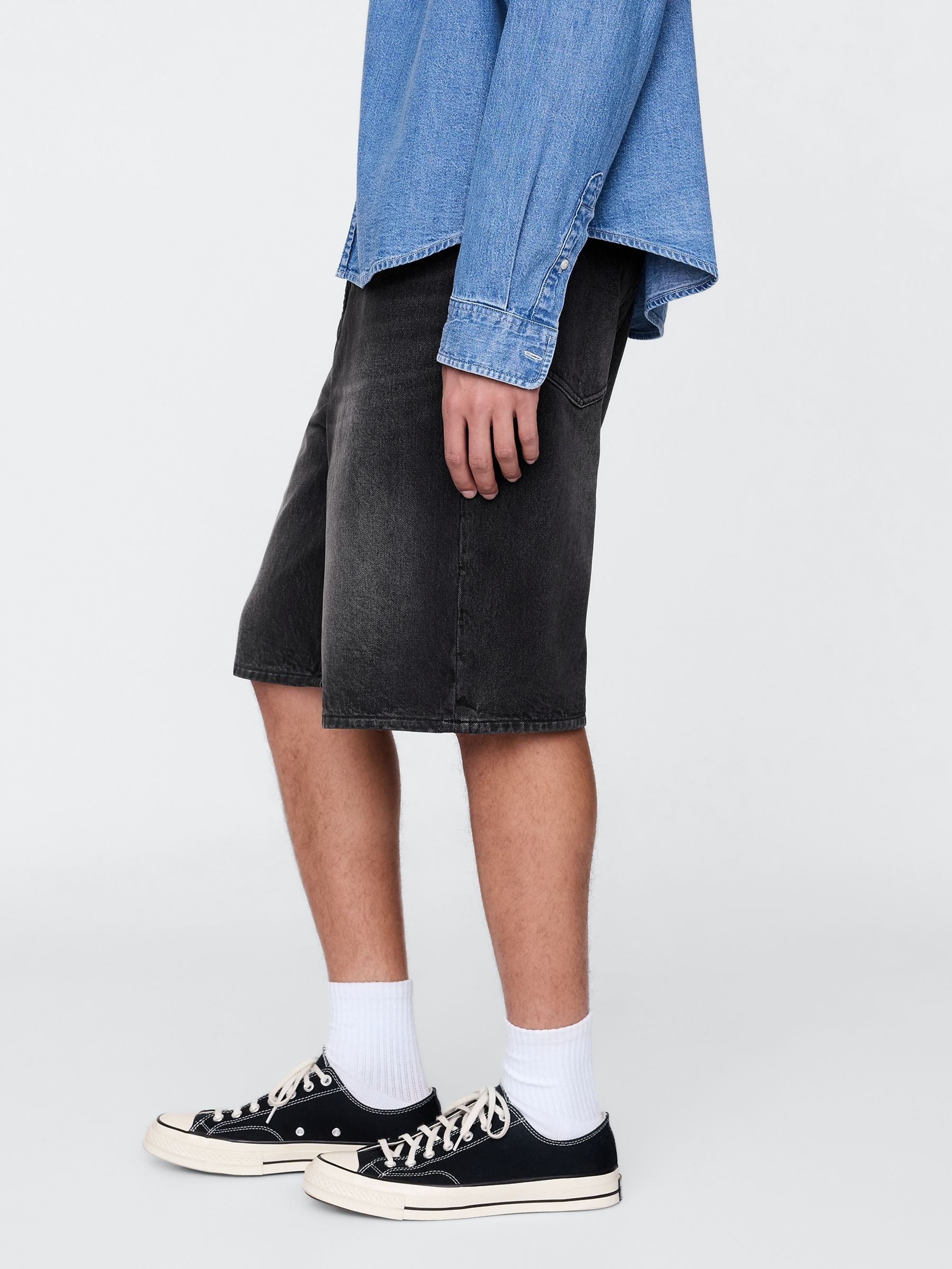 Black 10.5" Baggy Denim Shorts - Image 3 of 5