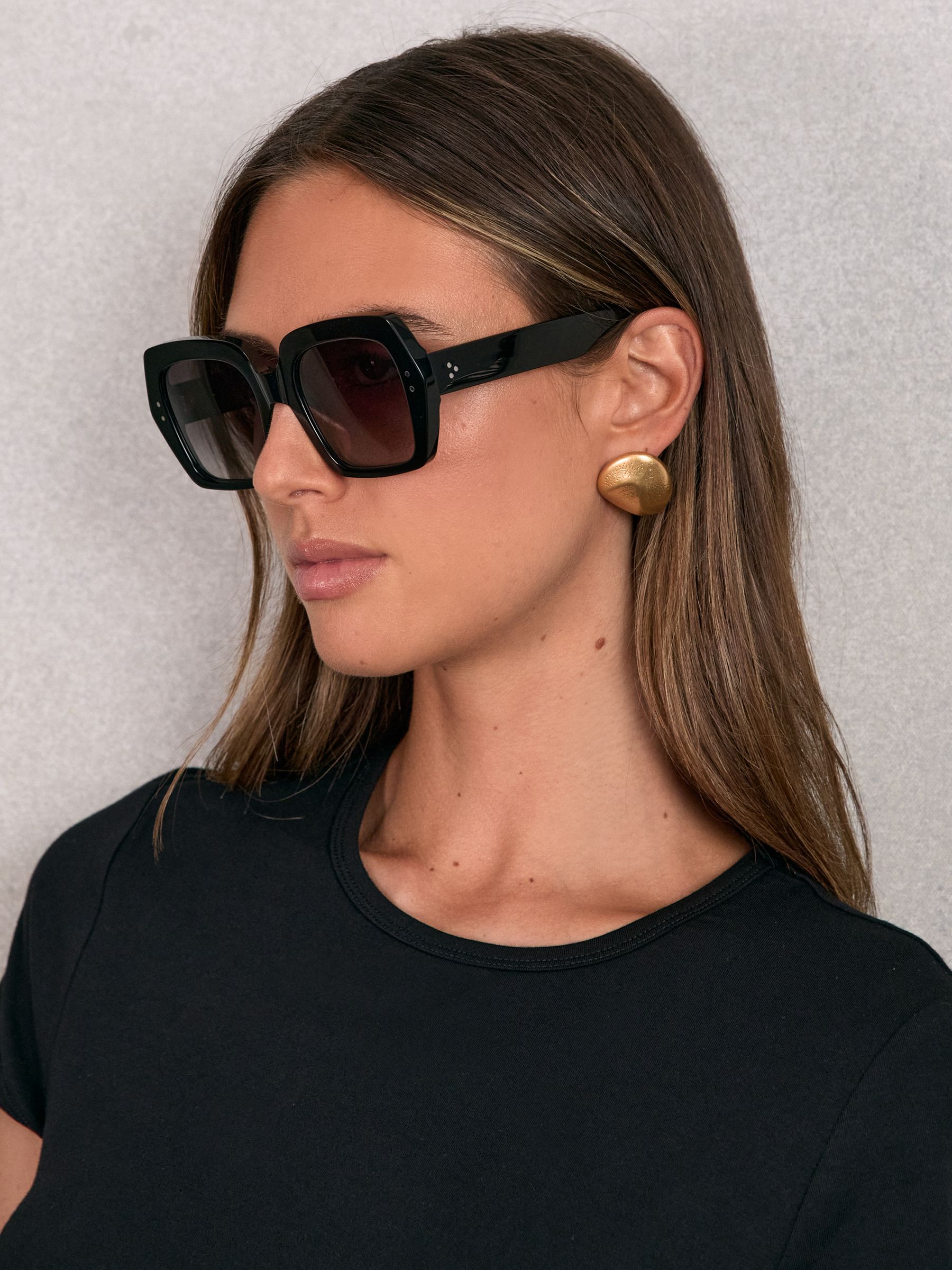 Monokel Oversized Eyewear Sunglasses in Black - Image 2 of 4
