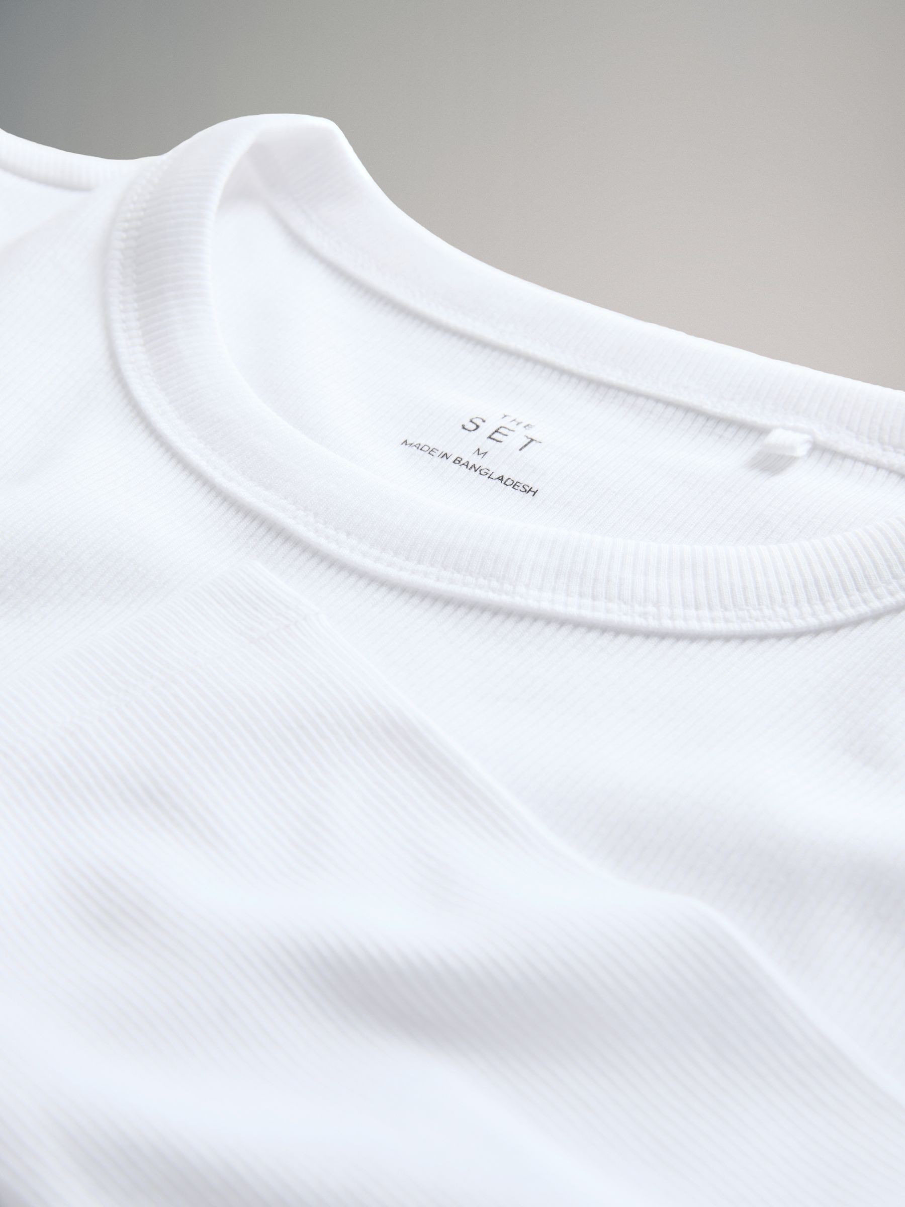 White - 3 Pack Ribbed Vest / Long Sleeve / Short Sleeve T-shirt Essentials - Image 6 of 6 White - 3 Pack Ribbed Vest / Long Sleeve / Short Sleeve T-shirt Essentials - Image 6 of 6