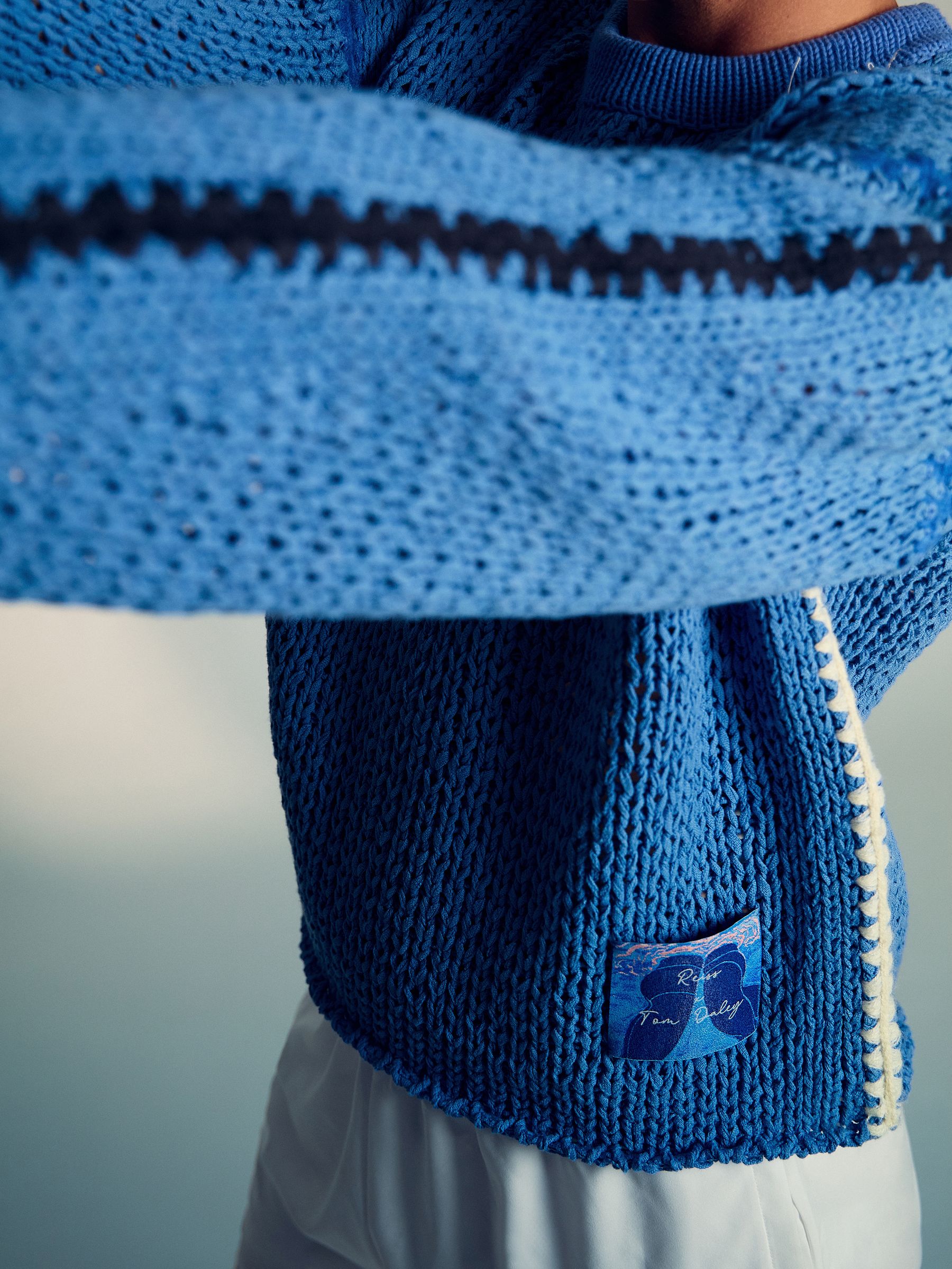Reiss | Tom Daley Chunky Knit Jumper in Soft Blue - Image 3 of 6