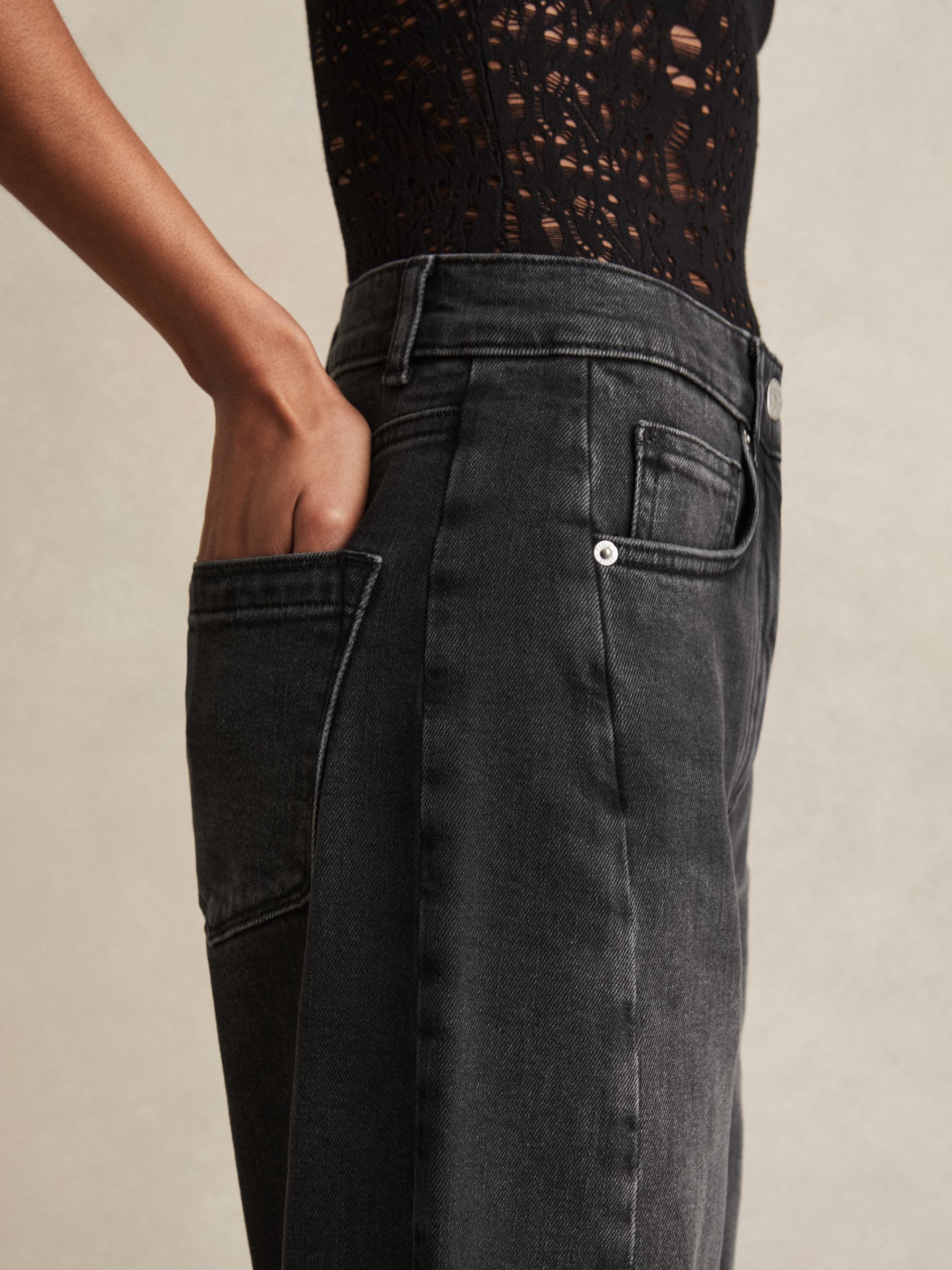 Barrel-Leg Seam Jeans in Washed Grey - image 4