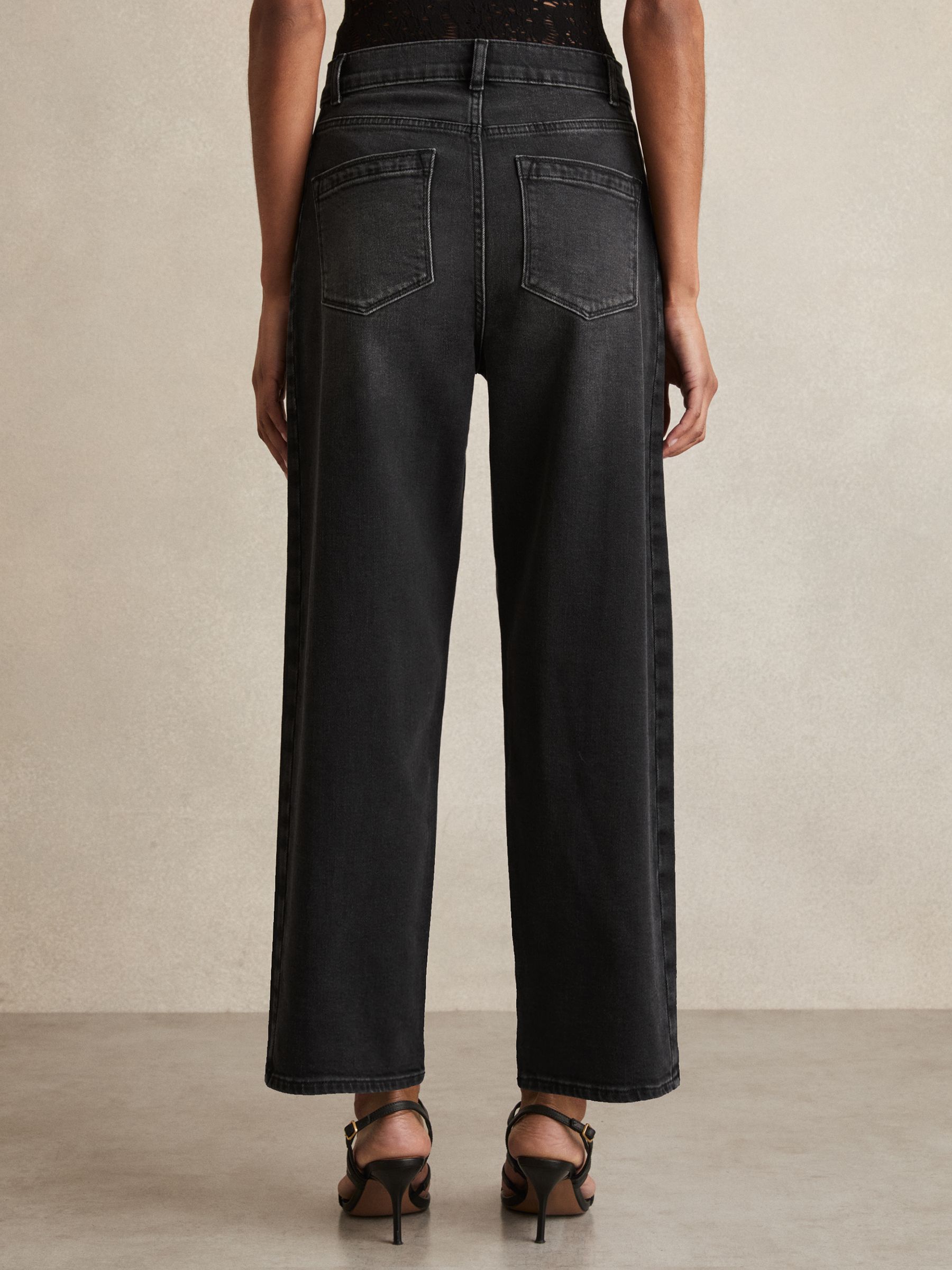 Barrel-Leg Seam Jeans in Washed Grey - image 5