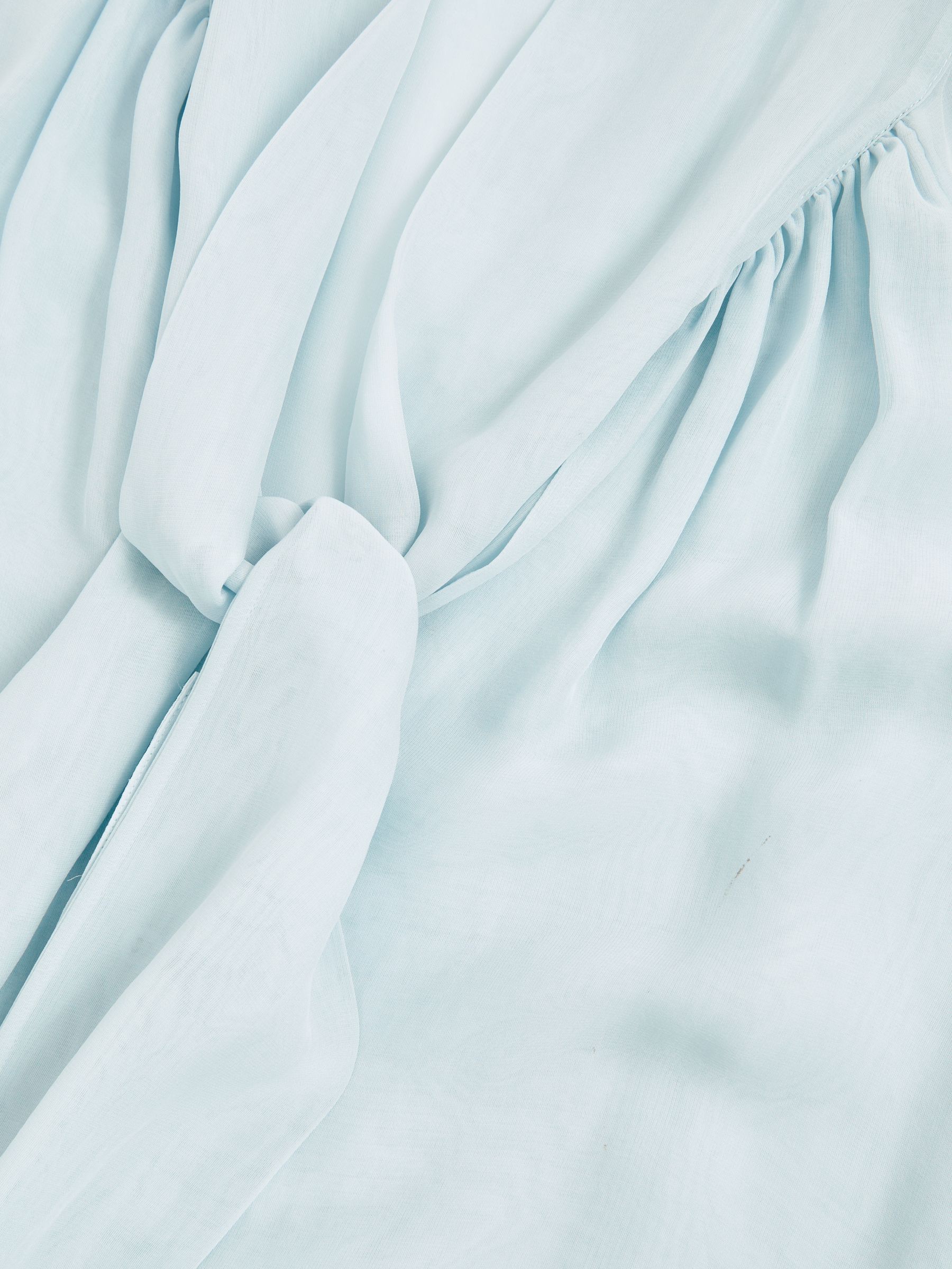 Bluse aus Seidenmisch-Chiffon mit Bindekragen in Hellblau - Bild 7 von 7