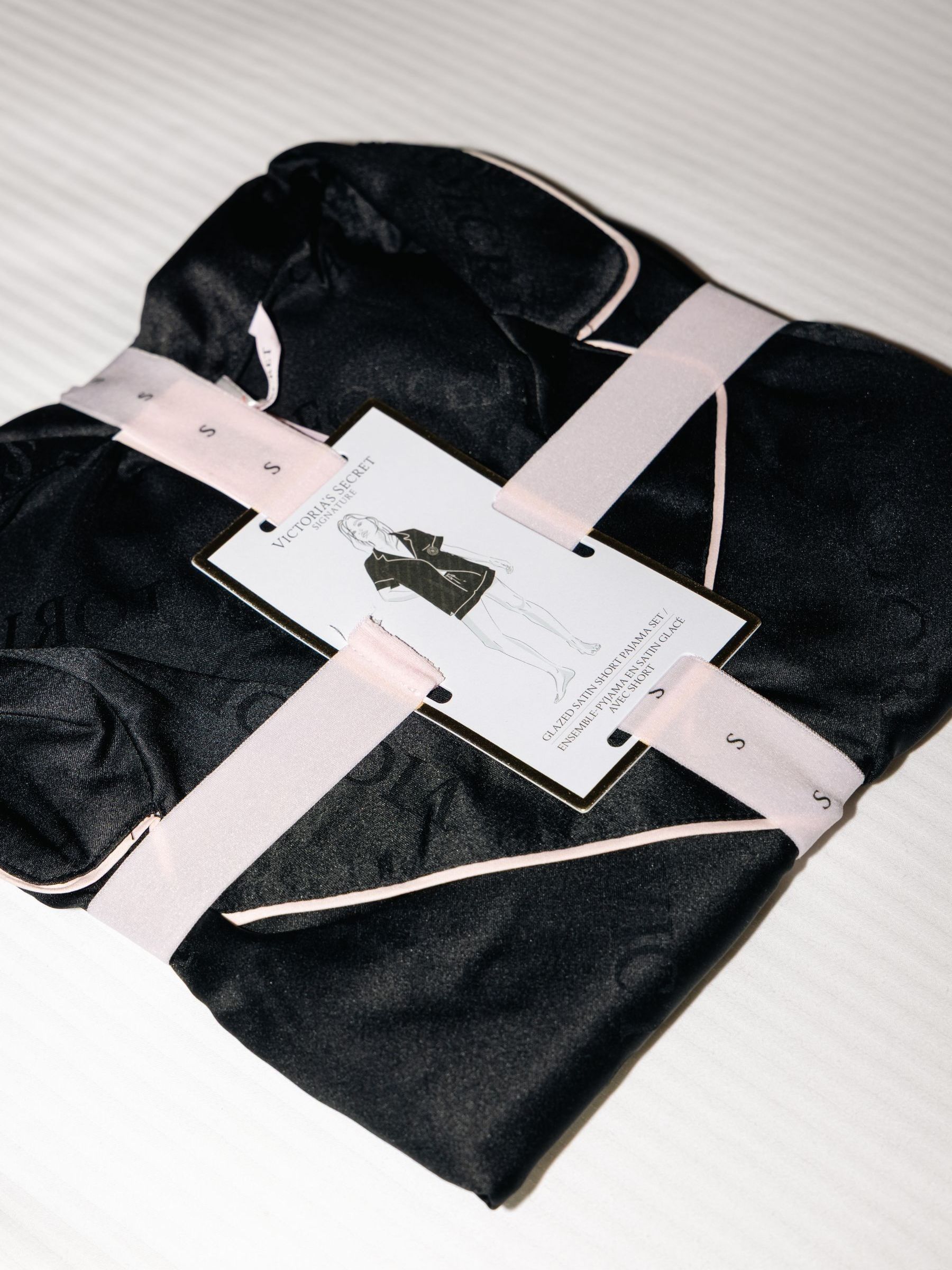 Black Satin Short Pyjamas Set - Image 4 of 4