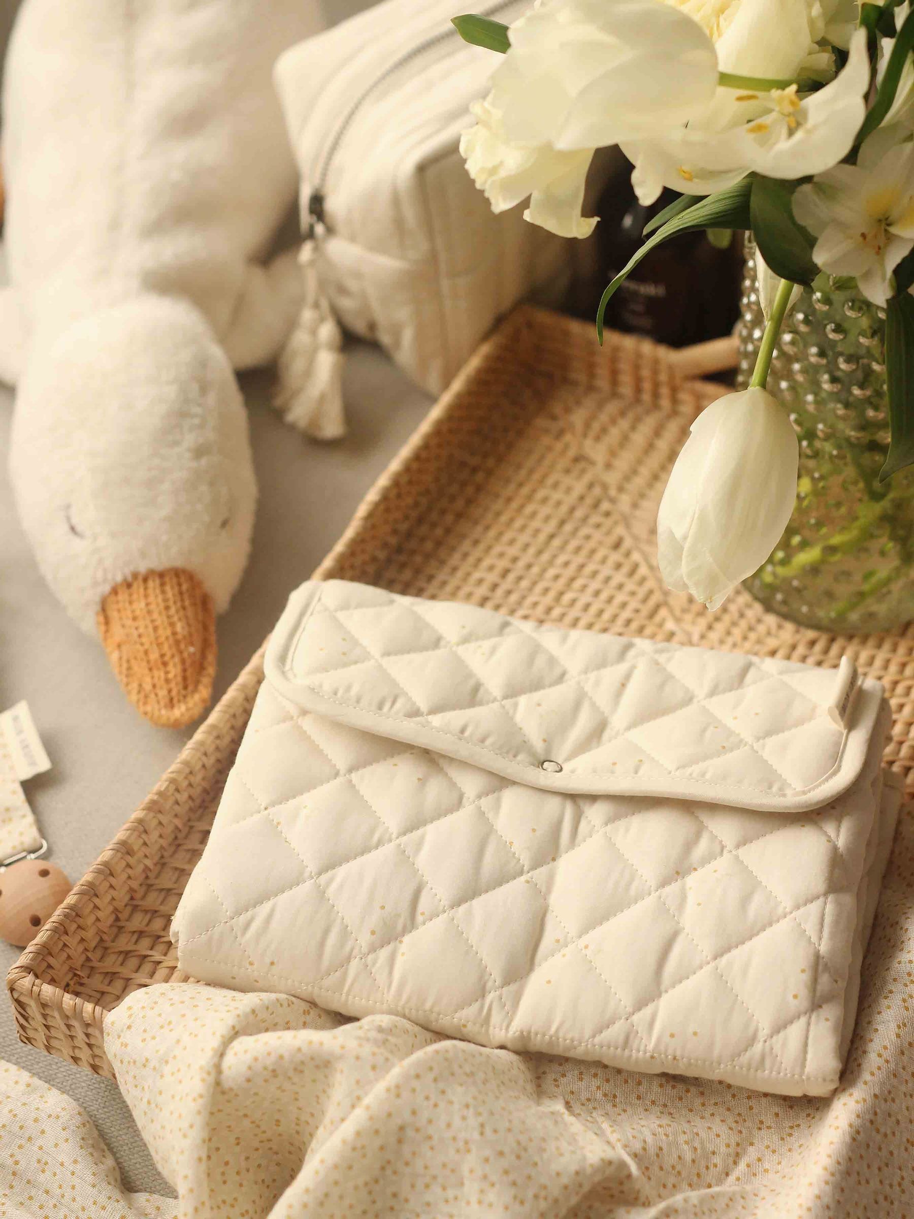 Wild Chamomile Travel Changing Mat - Image 1 of 4