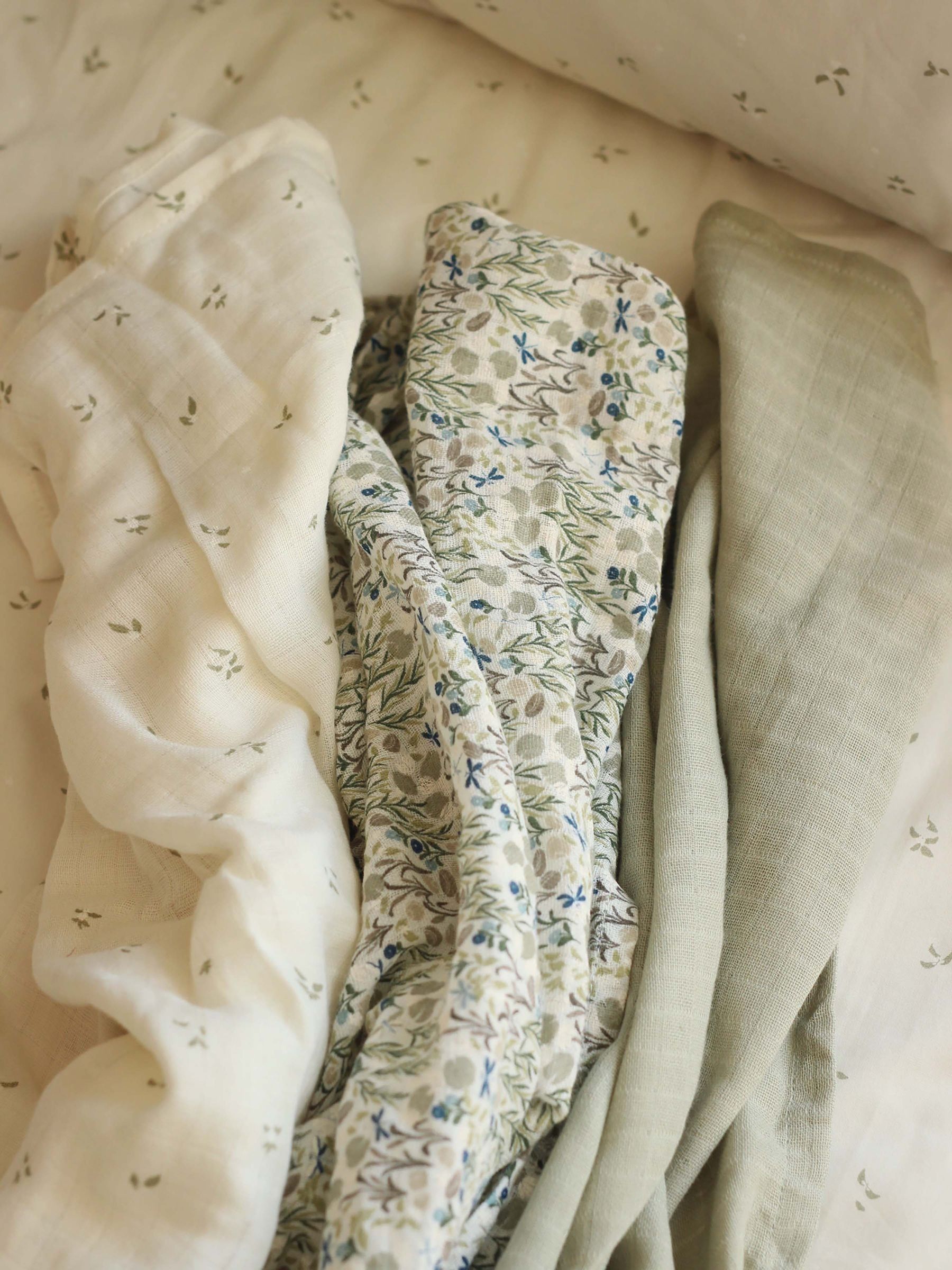 Set of 3 Riverbank Muslin Squares - Image 2 of 5