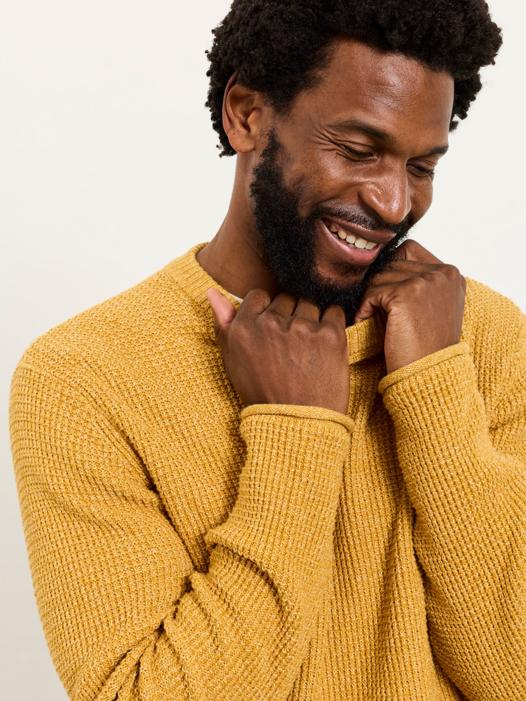 ニット/セーター HOWDY. cable knit(yellow) Cable Knit Short Sleeve Sweater in Yellow from Joe Fresh