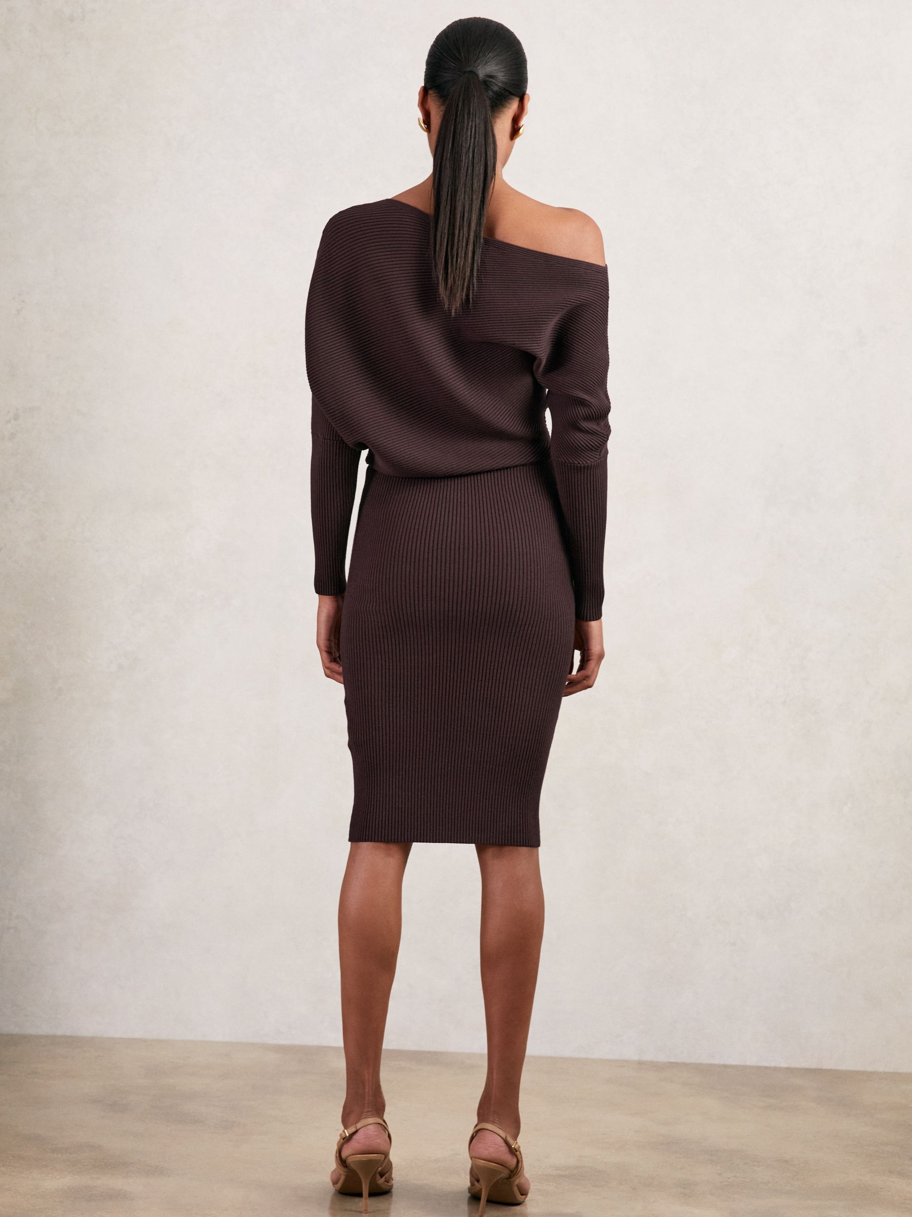 Off-The-Shoulder Ribbed Midi Dress in Plum Purple - Image 5 of 6