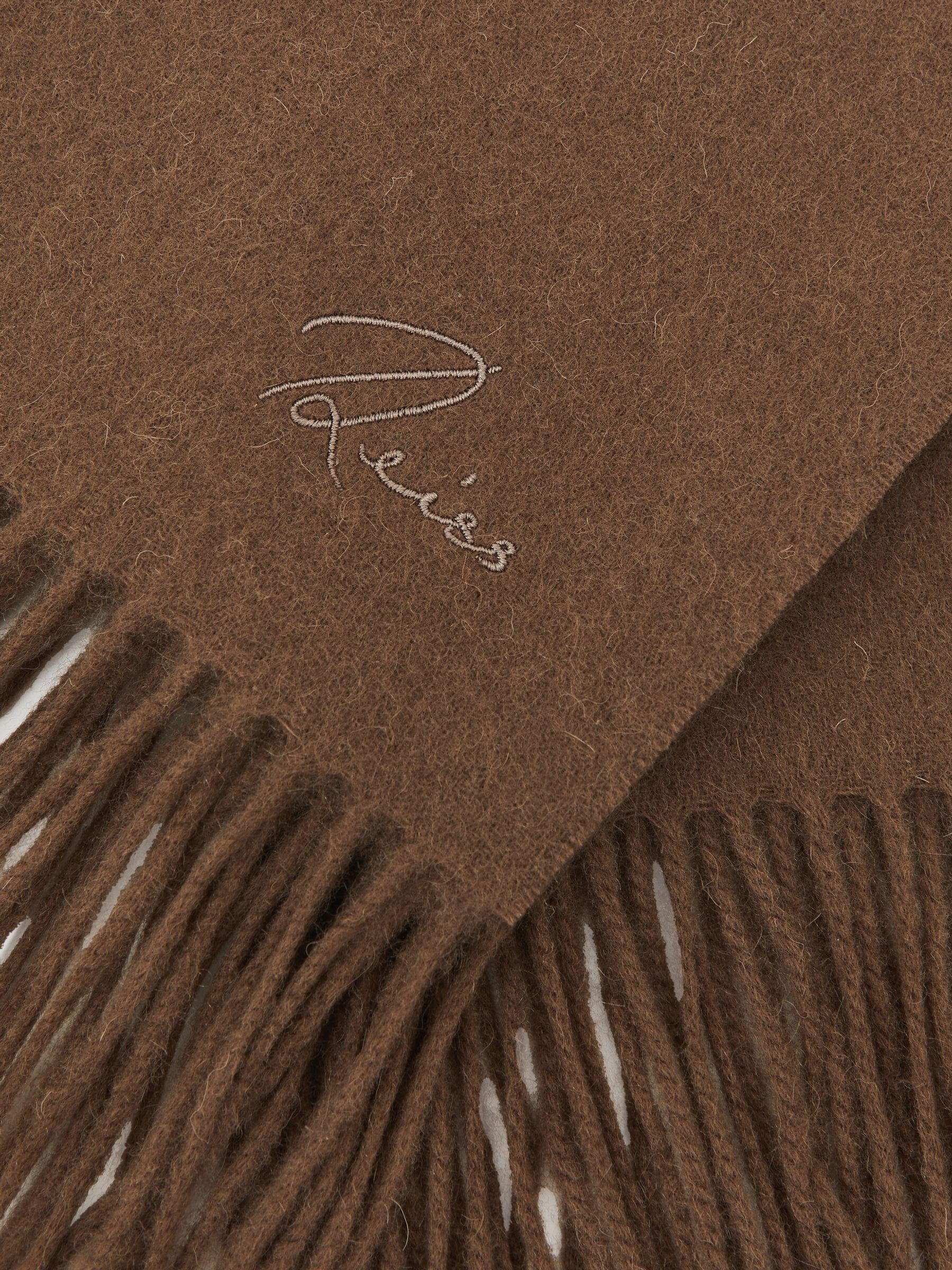 Wool-Cashmere Script-Logo Scarf in Taupe - Image 4 of 5