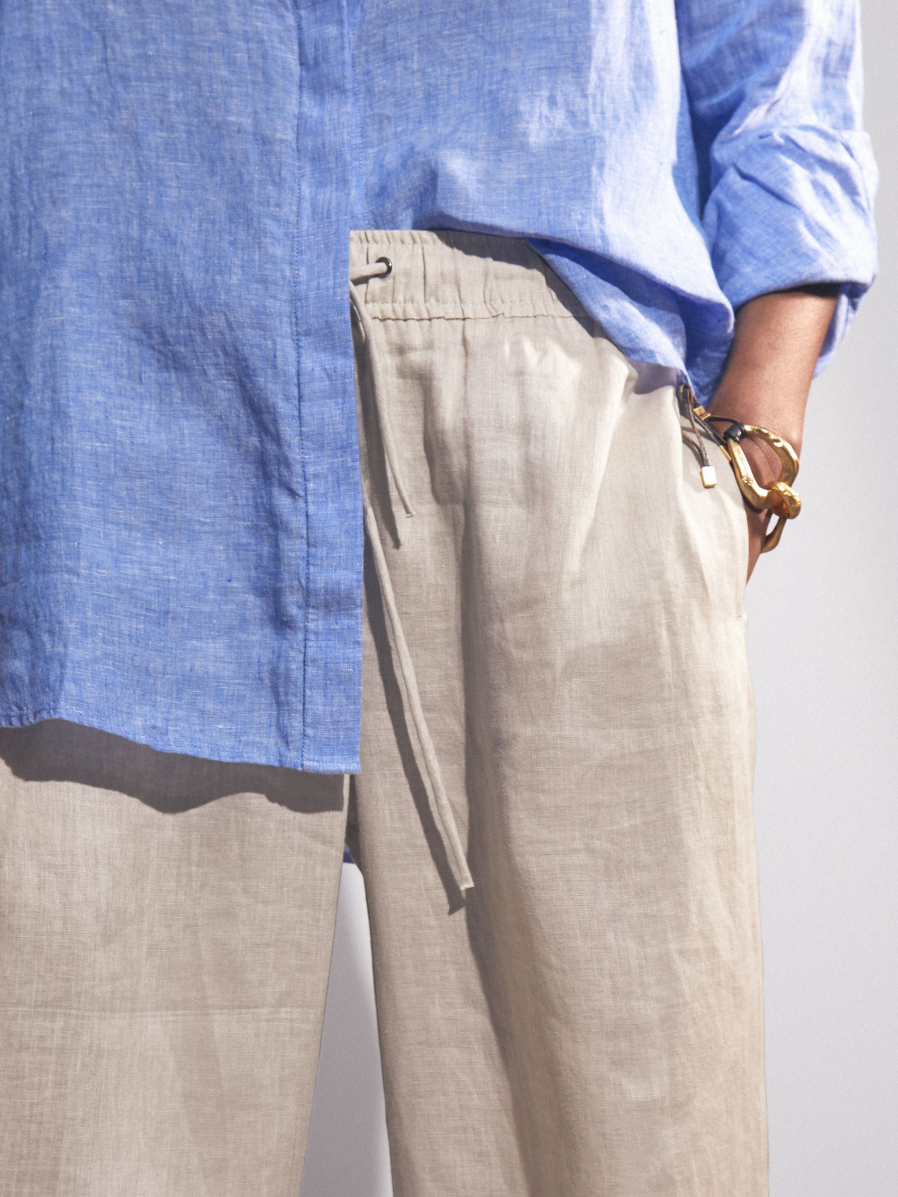 Linen-Blend Wide-Leg Trousers in Neutral - Image 4 of 6