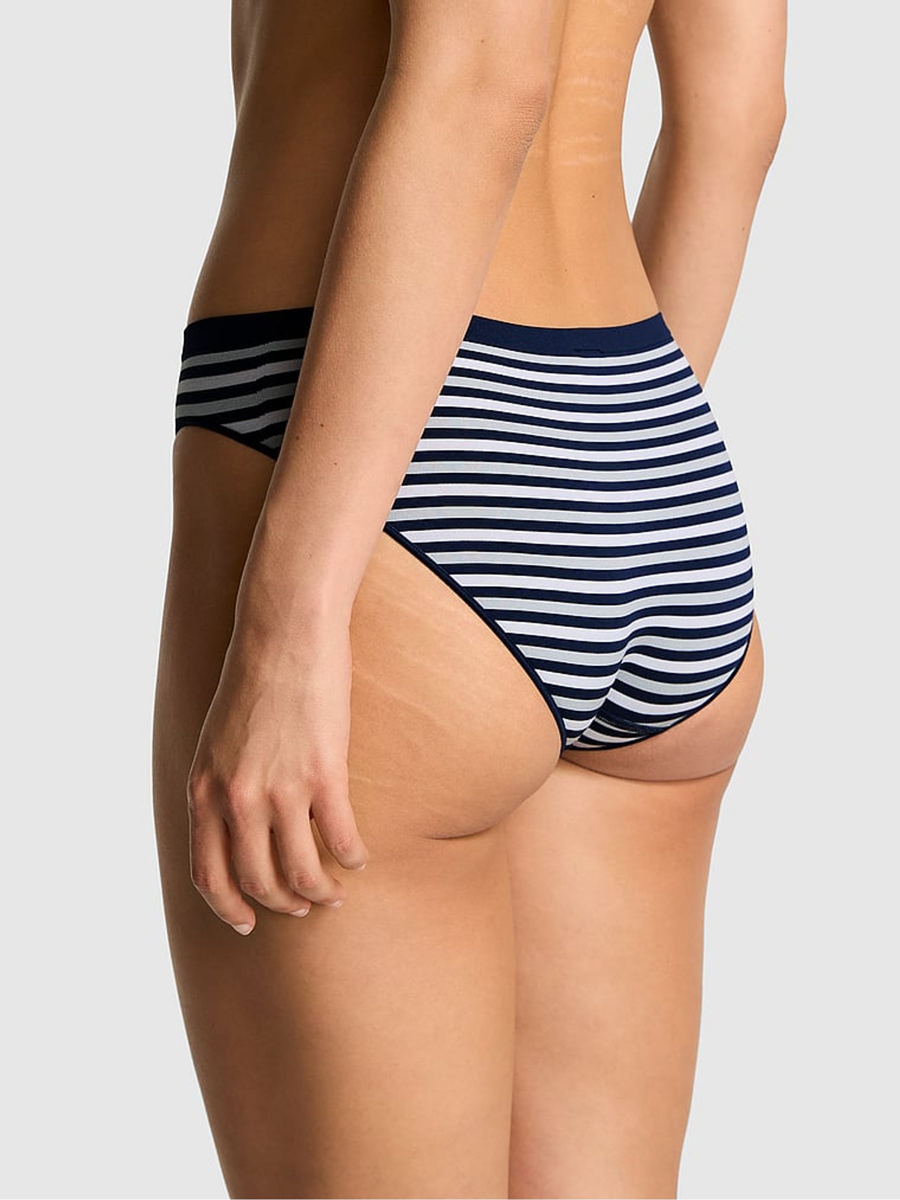 Black Seamless Knickers - Image 2 of 3