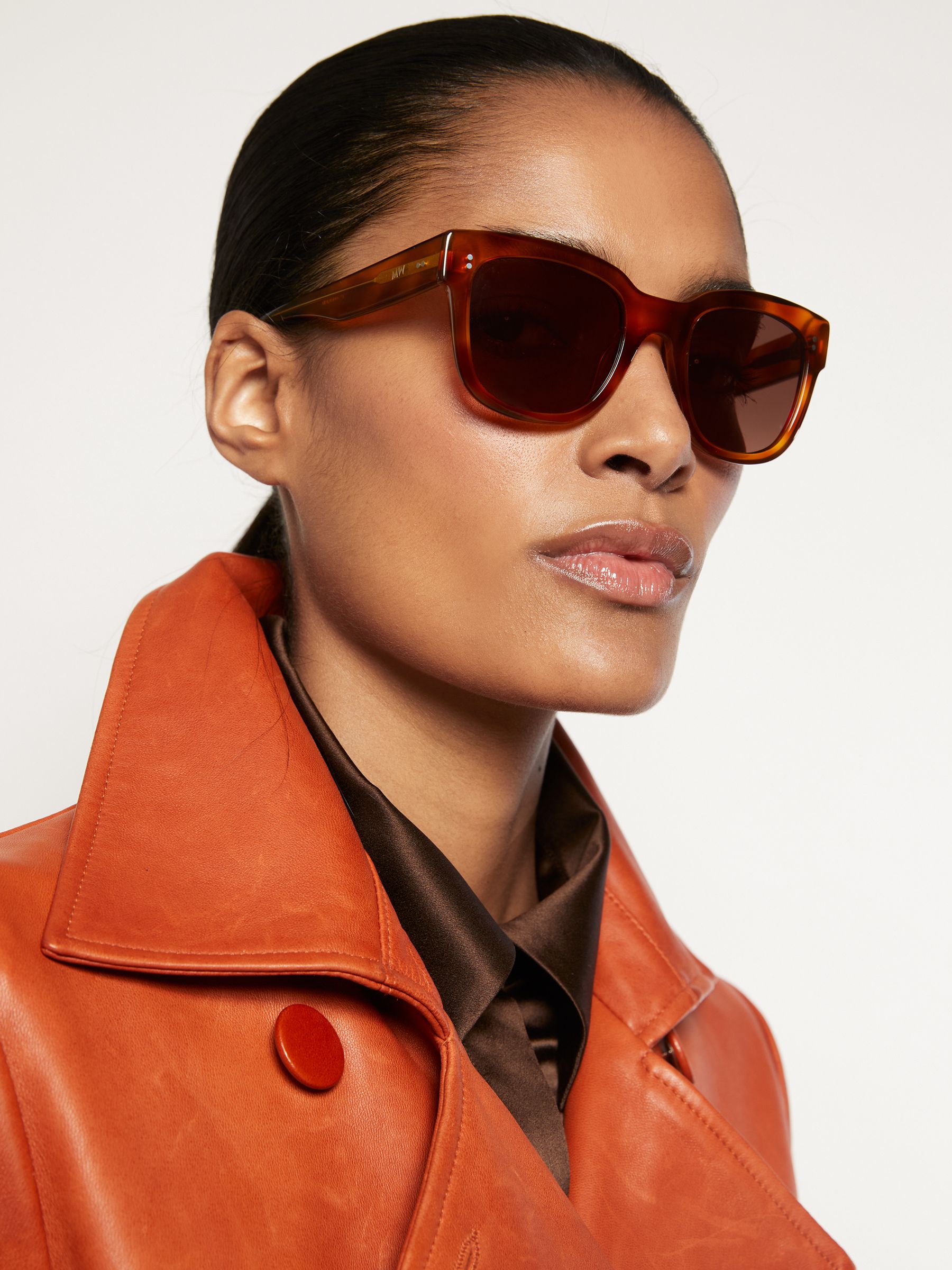 MESSYWEEKEND Square Frame Sunglasses in Light Brown - image 1