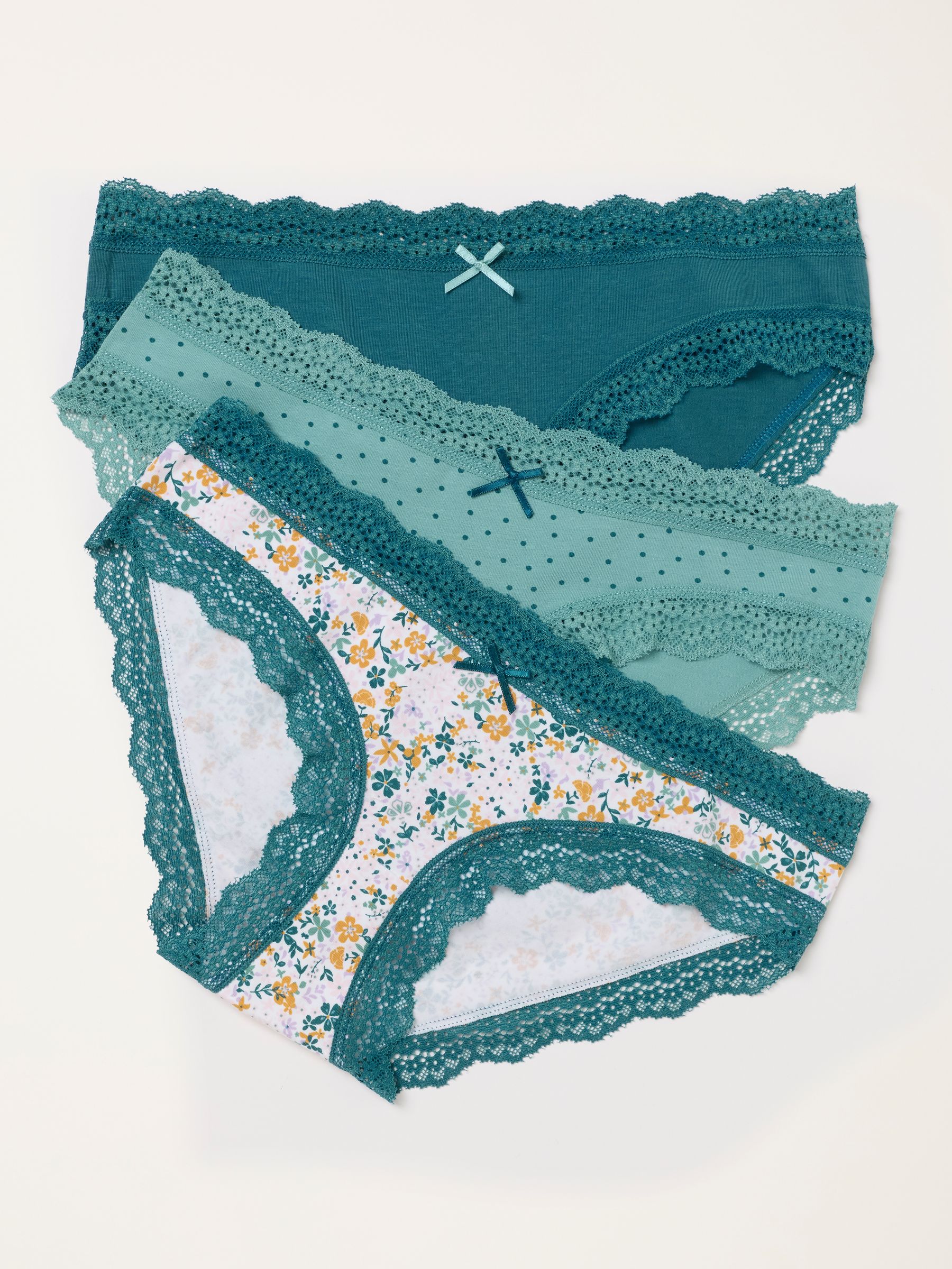 Green 3 Pack of Lace Shorts - Image 1 of 3 Green 3 Pack of Lace Shorts - Image 1 of 3