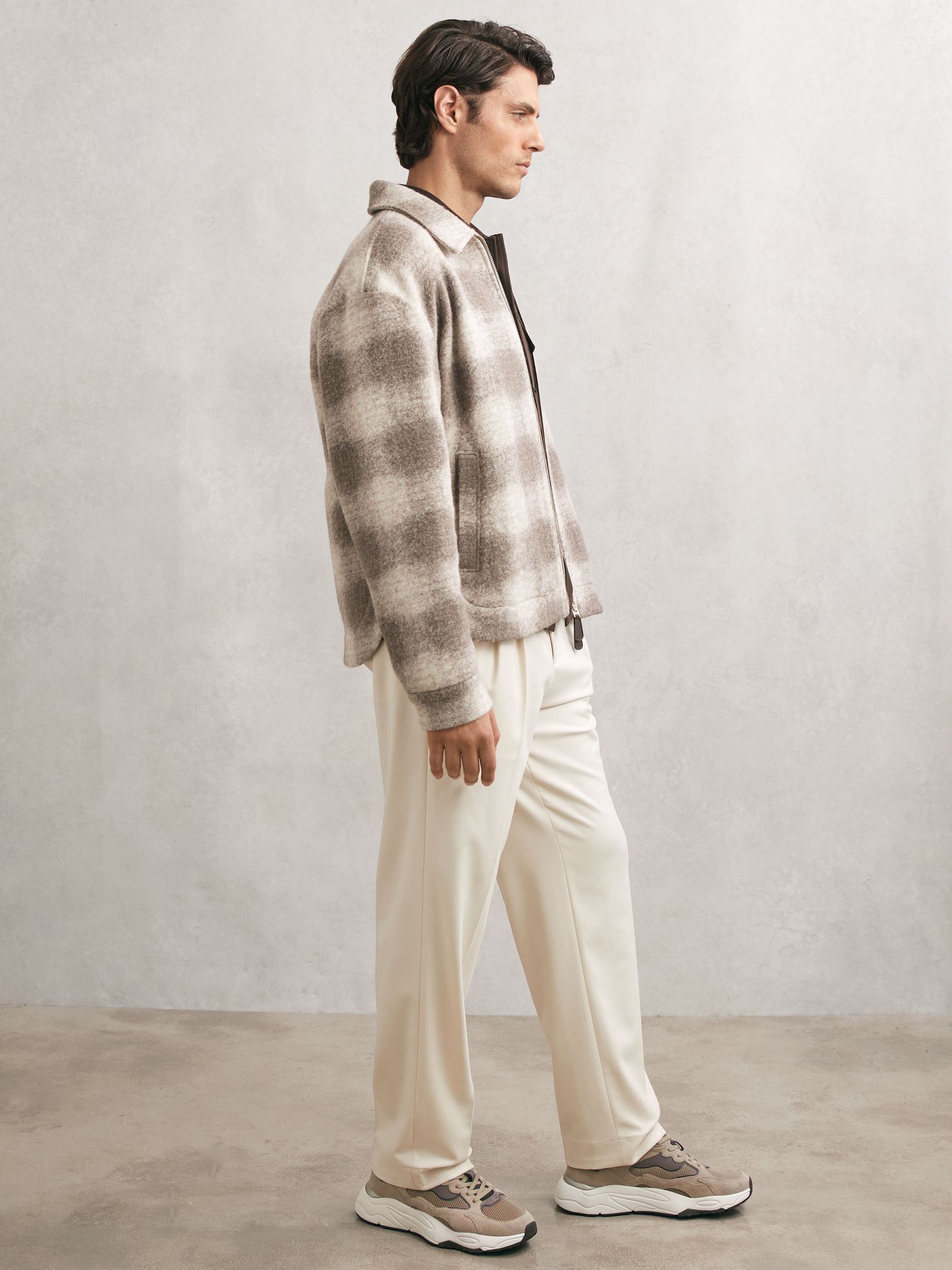 Chunky-Sole Panelled Runner Trainers in Taupe Brown - Image 2 of 6