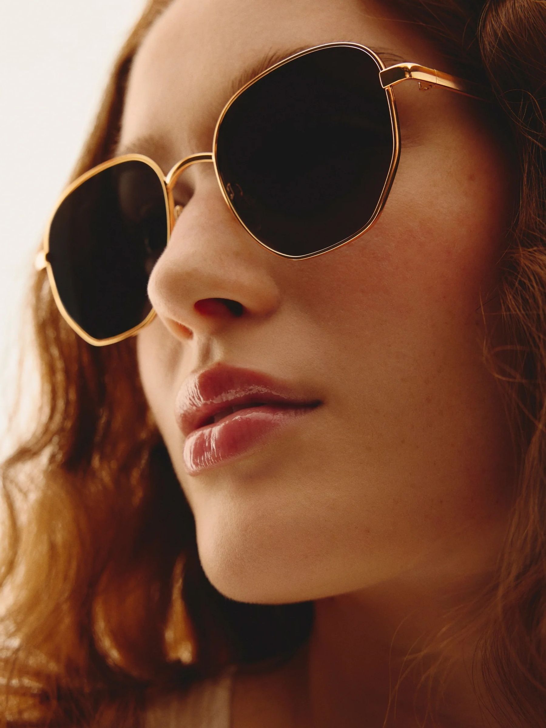 QUAY Gold Big Time Polarised Sunglasses - Image 3 of 4