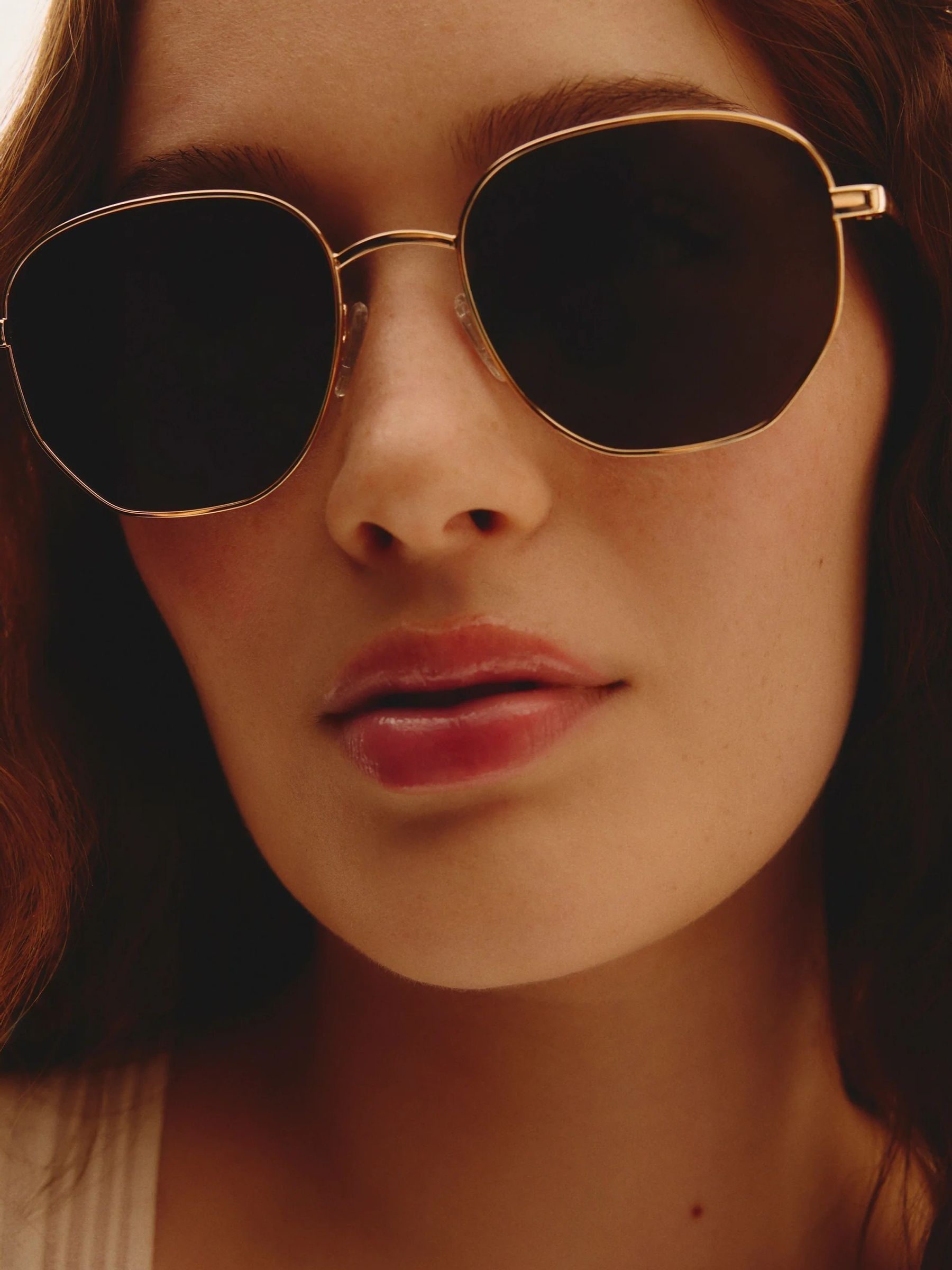 QUAY Gold Big Time Polarised Sunglasses - Image 4 of 4