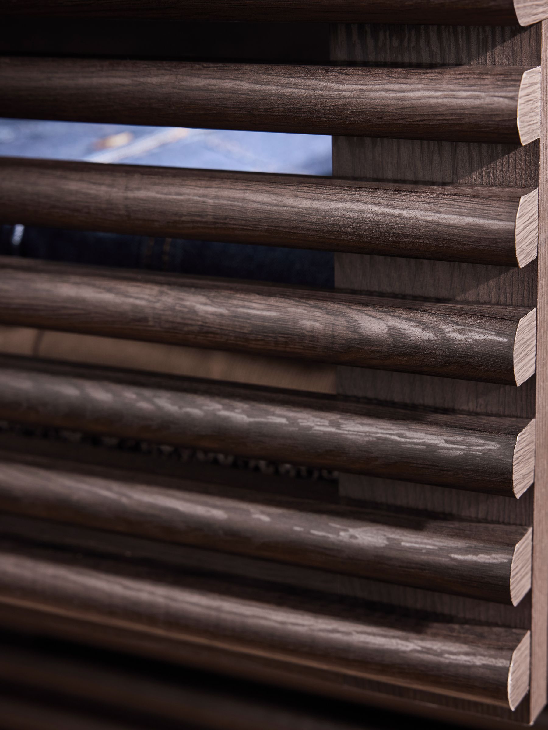 Tulma 5 Drawer Chest in Dark Wood Effect - Image 3 of 5