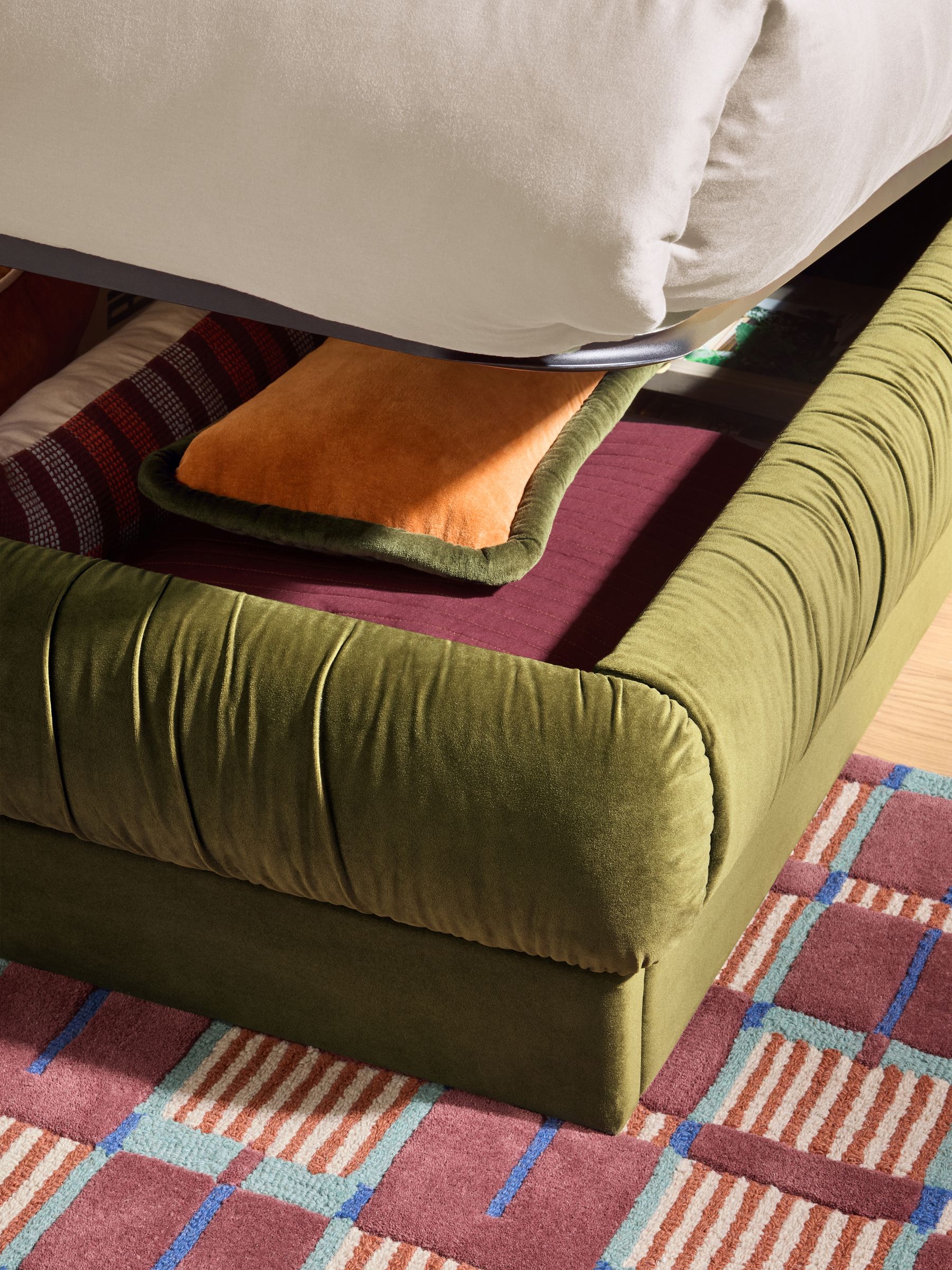 Flint Ottoman Storage Bed in Olive Green Velvet - Image 3 of 6