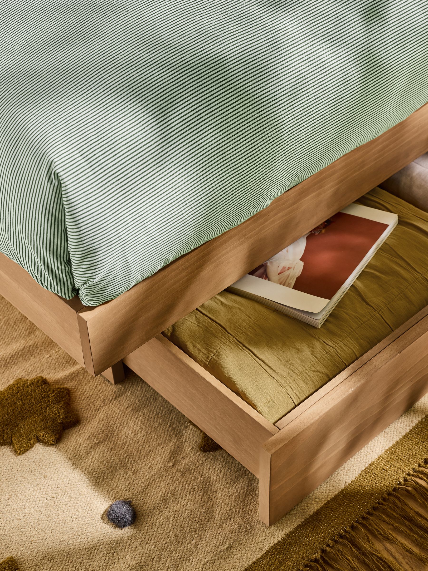Meiko Upholstered Platform Bed With Drawers in Woven Slub Plain Natural Stone - Image 3 of 4