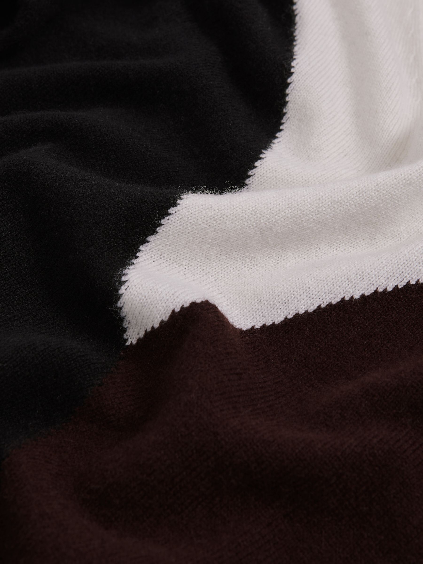 Wool-Blend Colourblock Knit Jumper with Cashmere in Black/Burgundy/Cream - Image 6 of 6